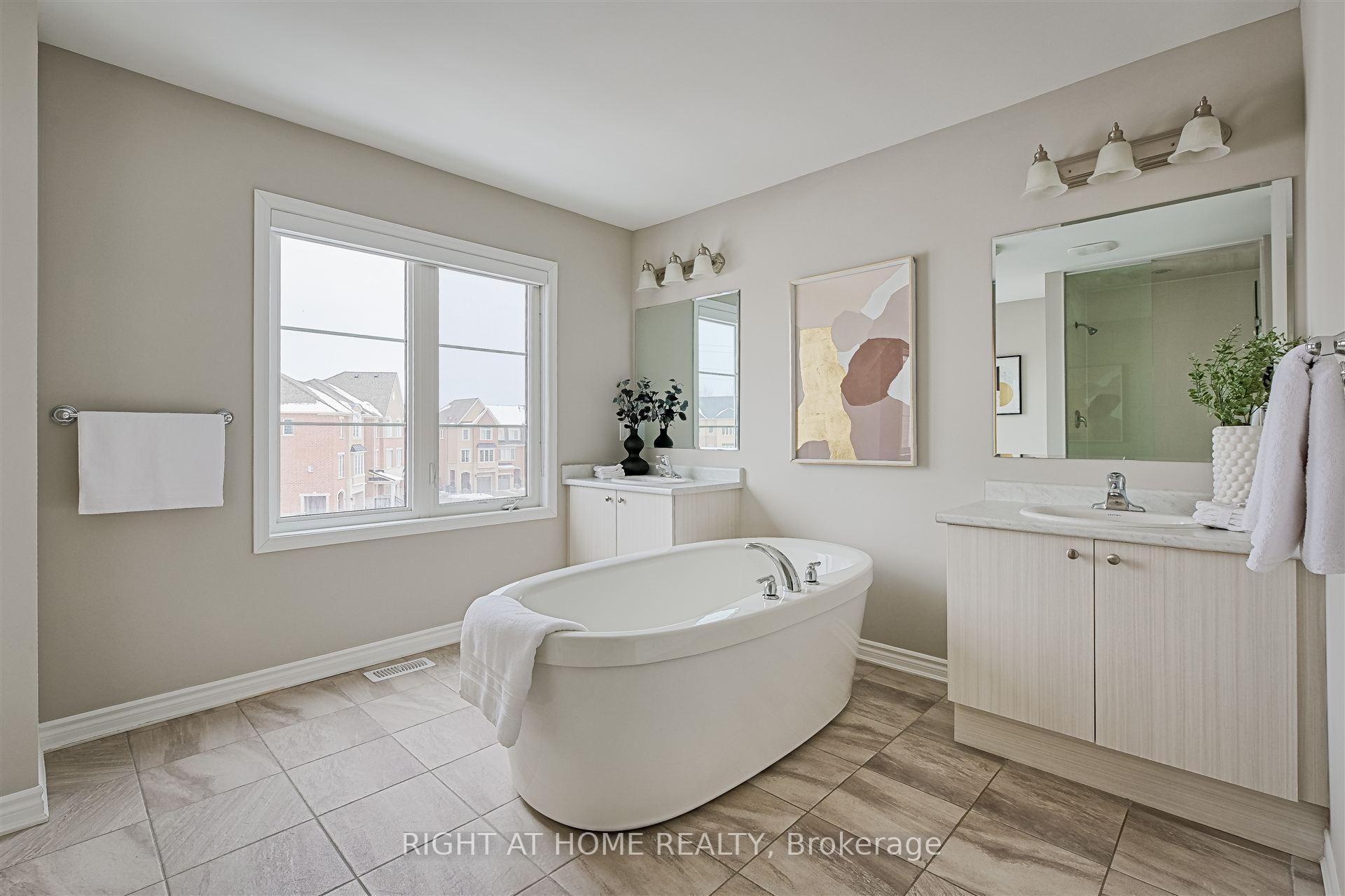 Photo 21 of 120 Cleanside Road, Scarborough, Clairlea-Birchmount — HOMEH