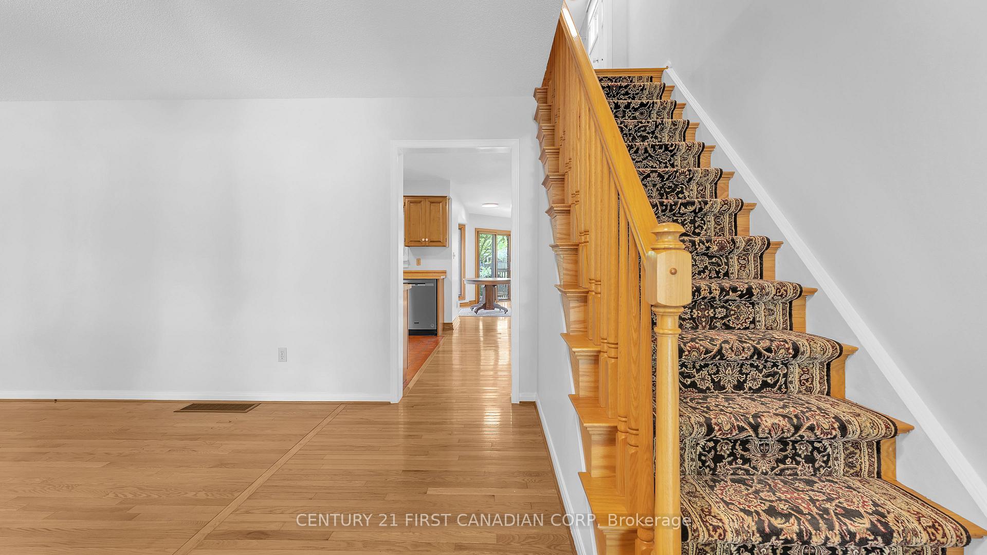Photo 15 of 325 Helen Drive, Strathroy-Caradoc, NW — HOMEH