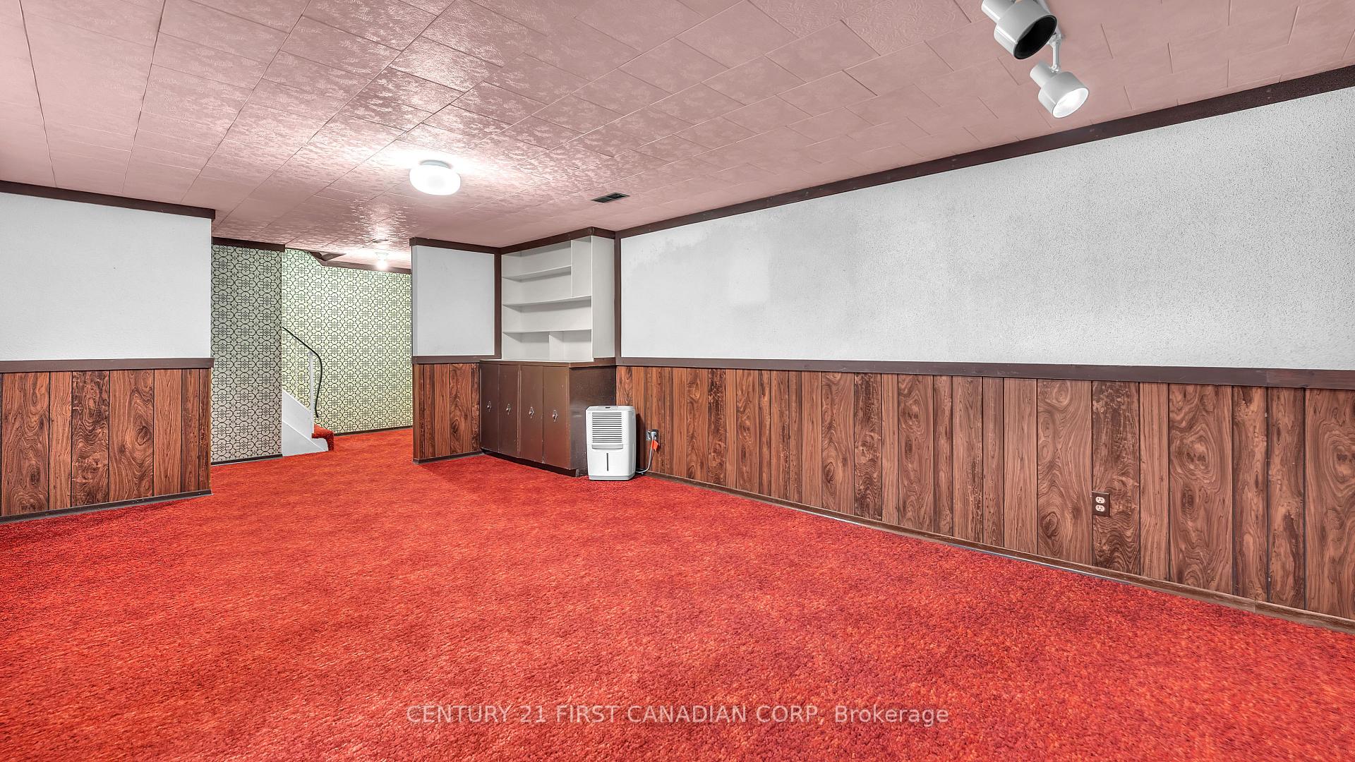 Photo 22 of 325 Helen Drive, Strathroy-Caradoc, NW — HOMEH
