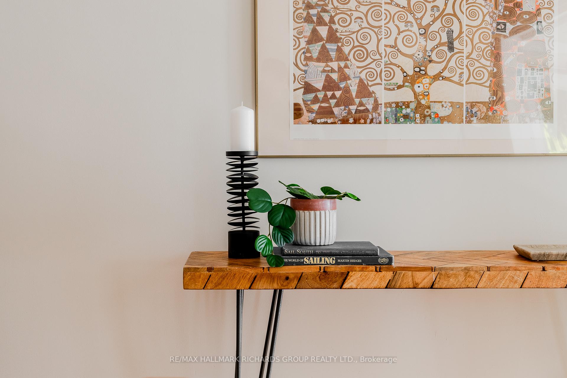 Photo 7 of 238 Westlake Avenue, Toronto, Woodbine-Lumsden — HOMEH