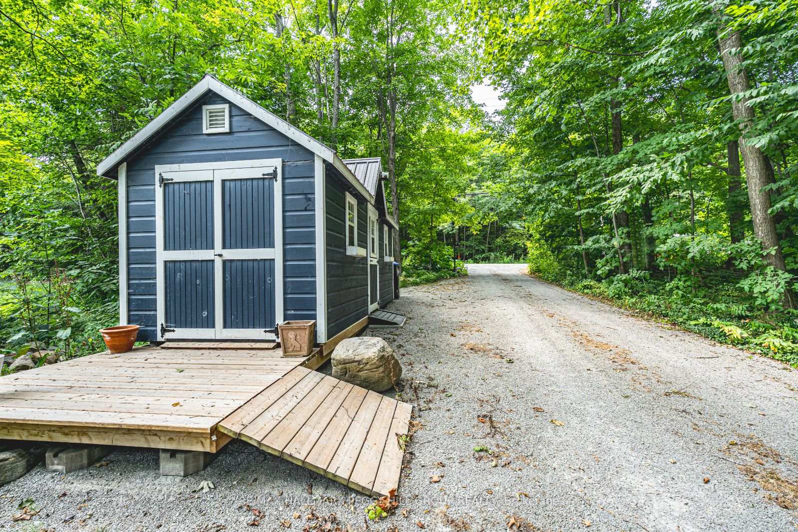 Photo 25 of 1457 Champlain Road, Tiny, Rural Tiny — HOMEH