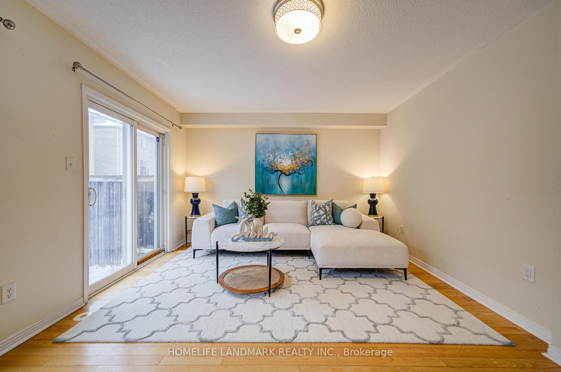 Photo 6 of 140 Pilkington Drive, Scarborough, Clairlea-Birchmount — HOMEH
