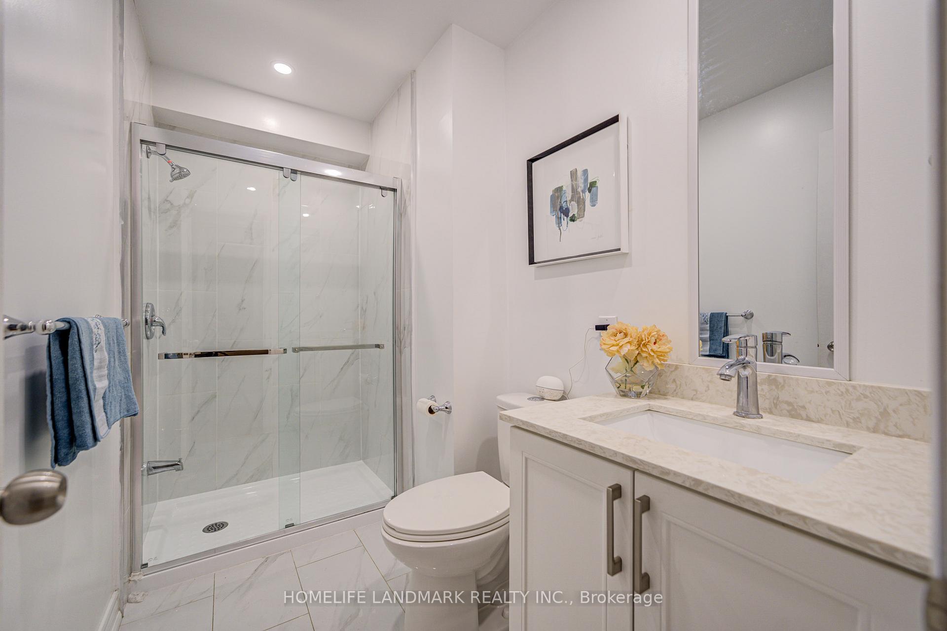 Photo 8 of 140 Pilkington Drive, Scarborough, Clairlea-Birchmount — HOMEH