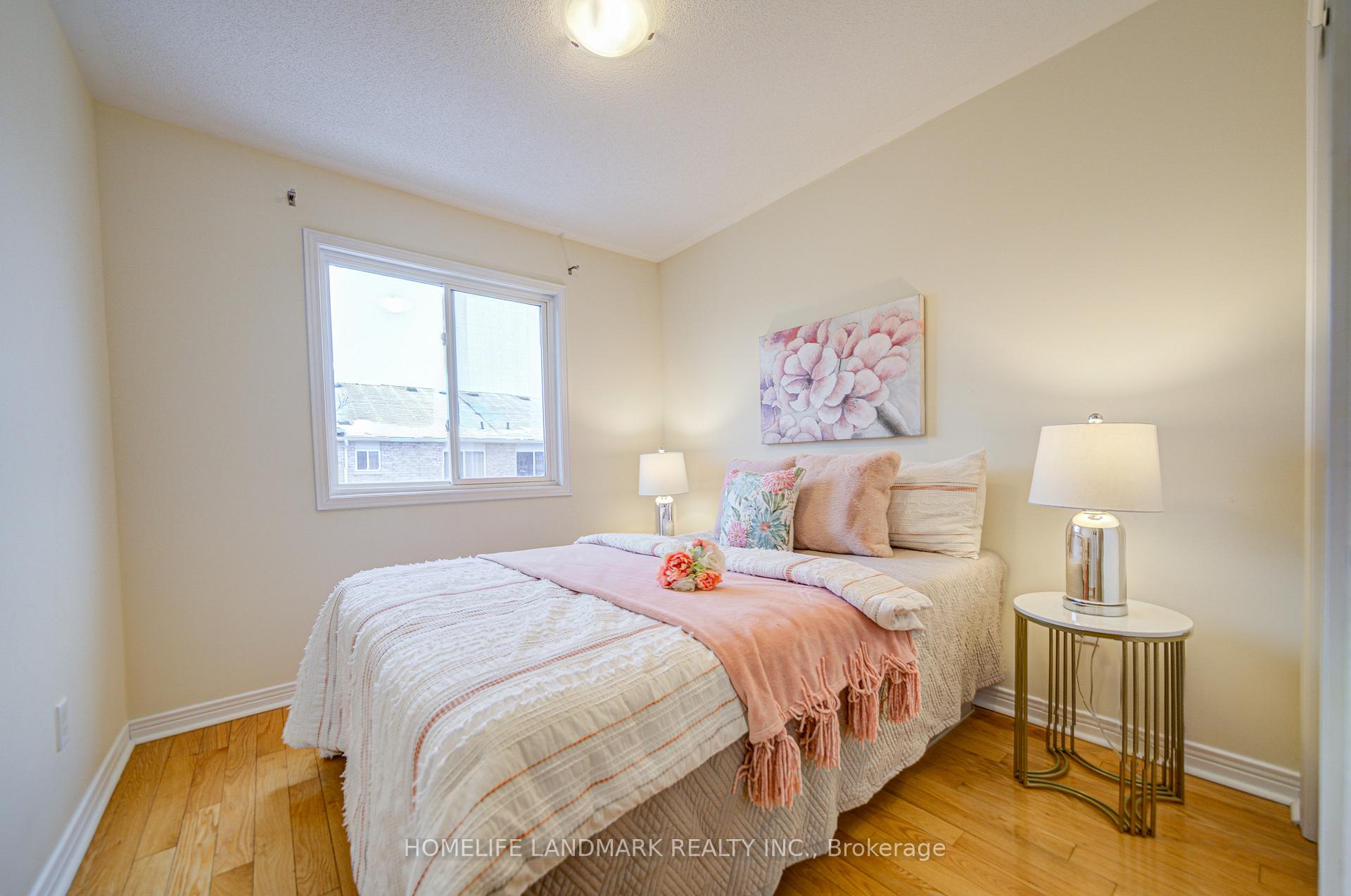 Photo 32 of 140 Pilkington Drive, Scarborough, Clairlea-Birchmount — HOMEH
