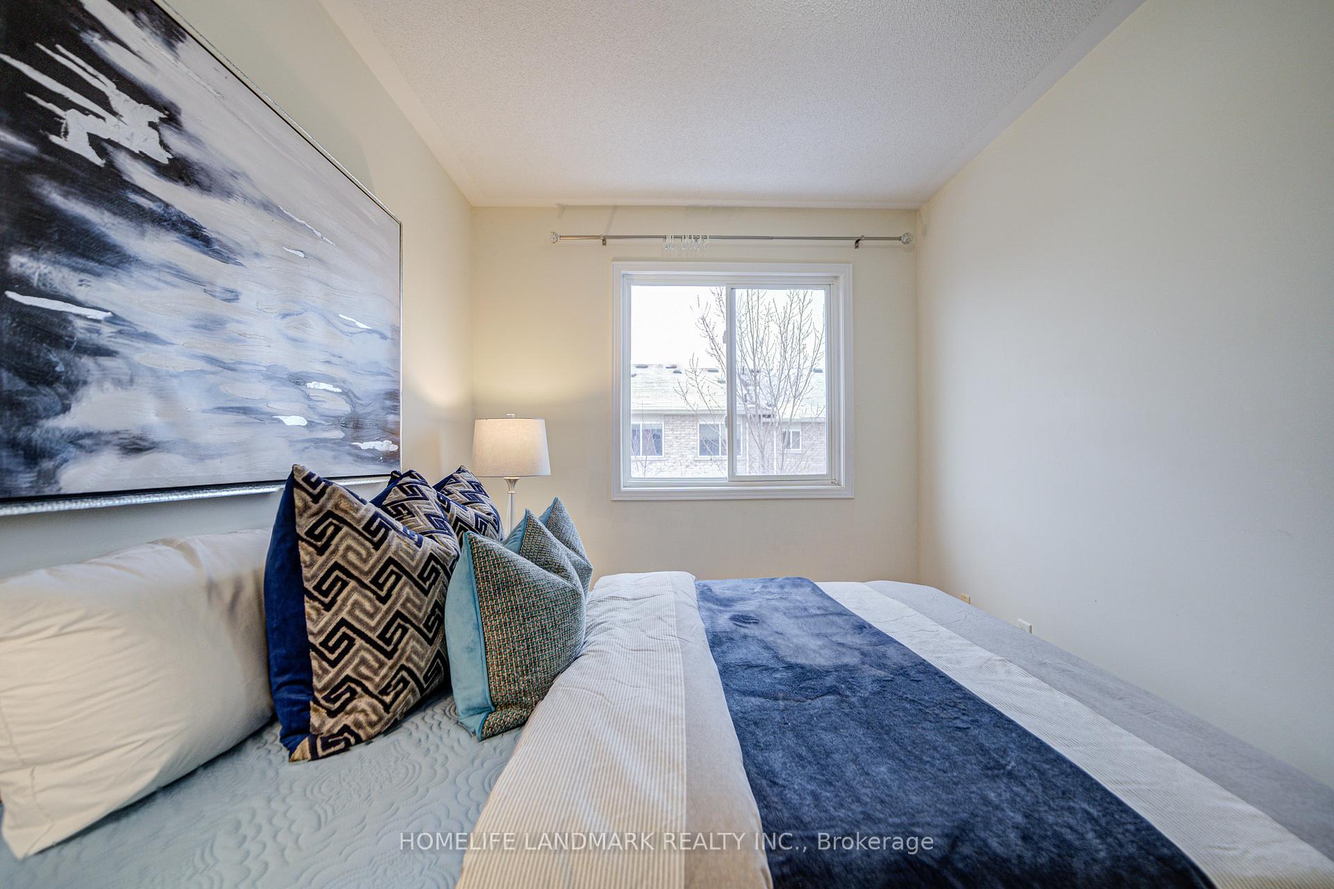 Photo 37 of 140 Pilkington Drive, Scarborough, Clairlea-Birchmount — HOMEH