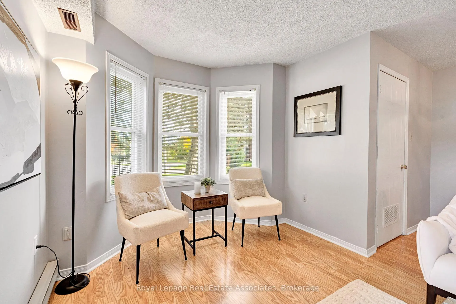 Photo 10 of Unit 2, 119 D'ambrosio Drive, Barrie, Painswick North — HOMEH