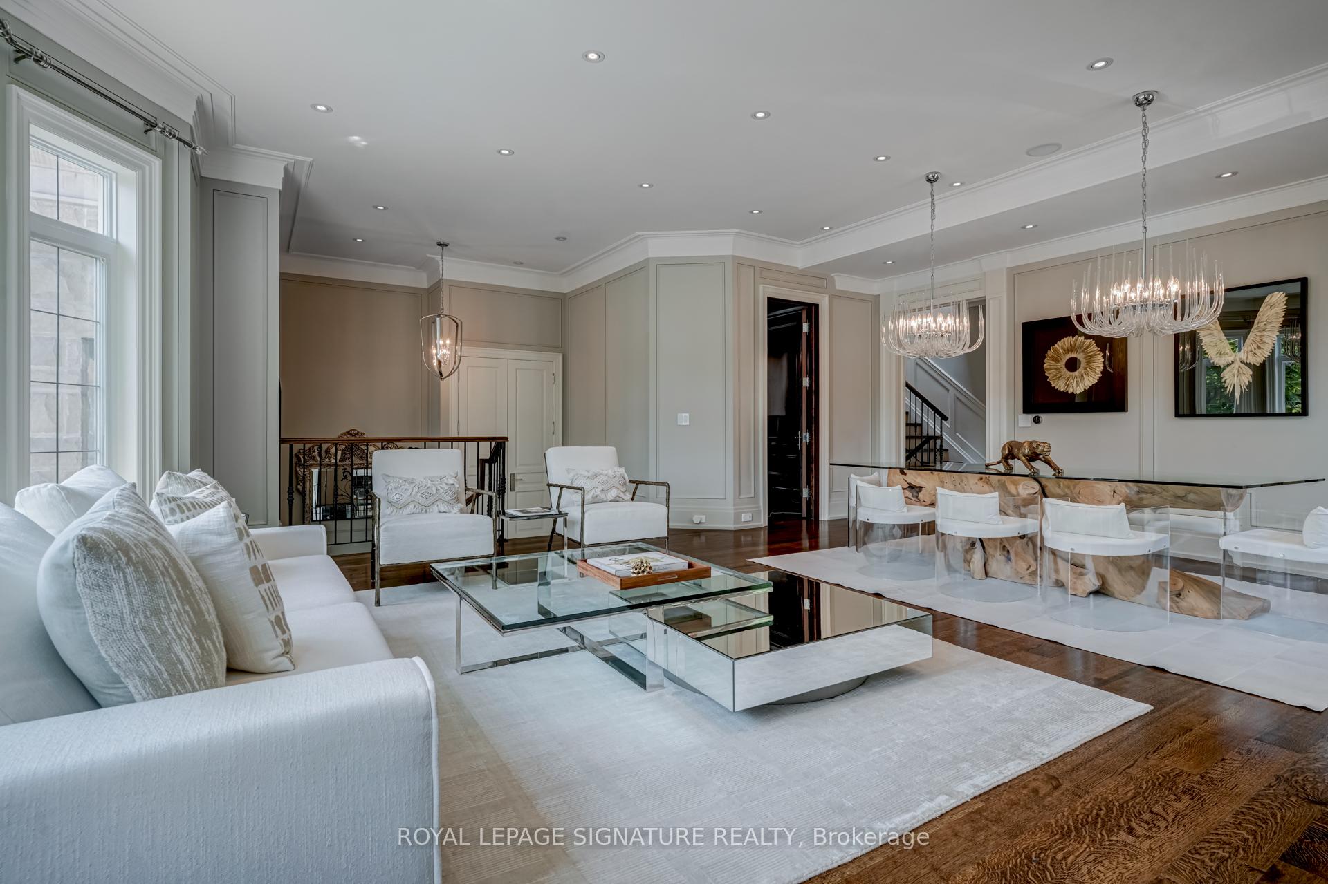 Photo 2 of 522 Melrose Avenue, Toronto, Bedford Park-Nortown — HOMEH