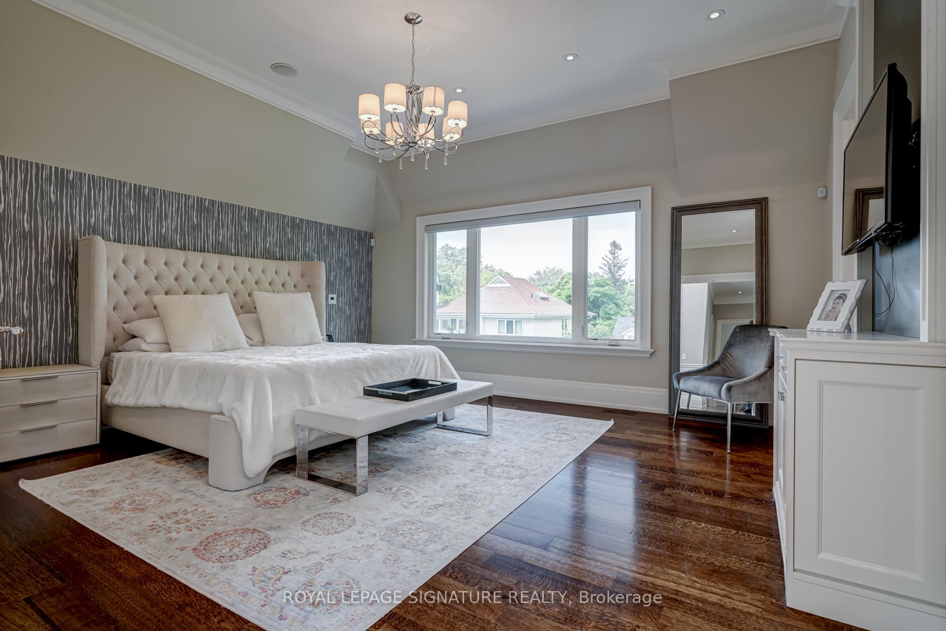 Photo 15 of 522 Melrose Avenue, Toronto, Bedford Park-Nortown — HOMEH