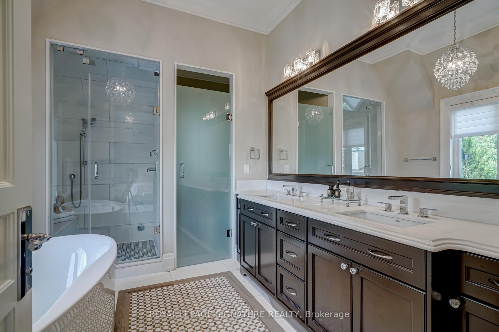 Photo 12 of 522 Melrose Avenue, Toronto, Bedford Park-Nortown — HOMEH