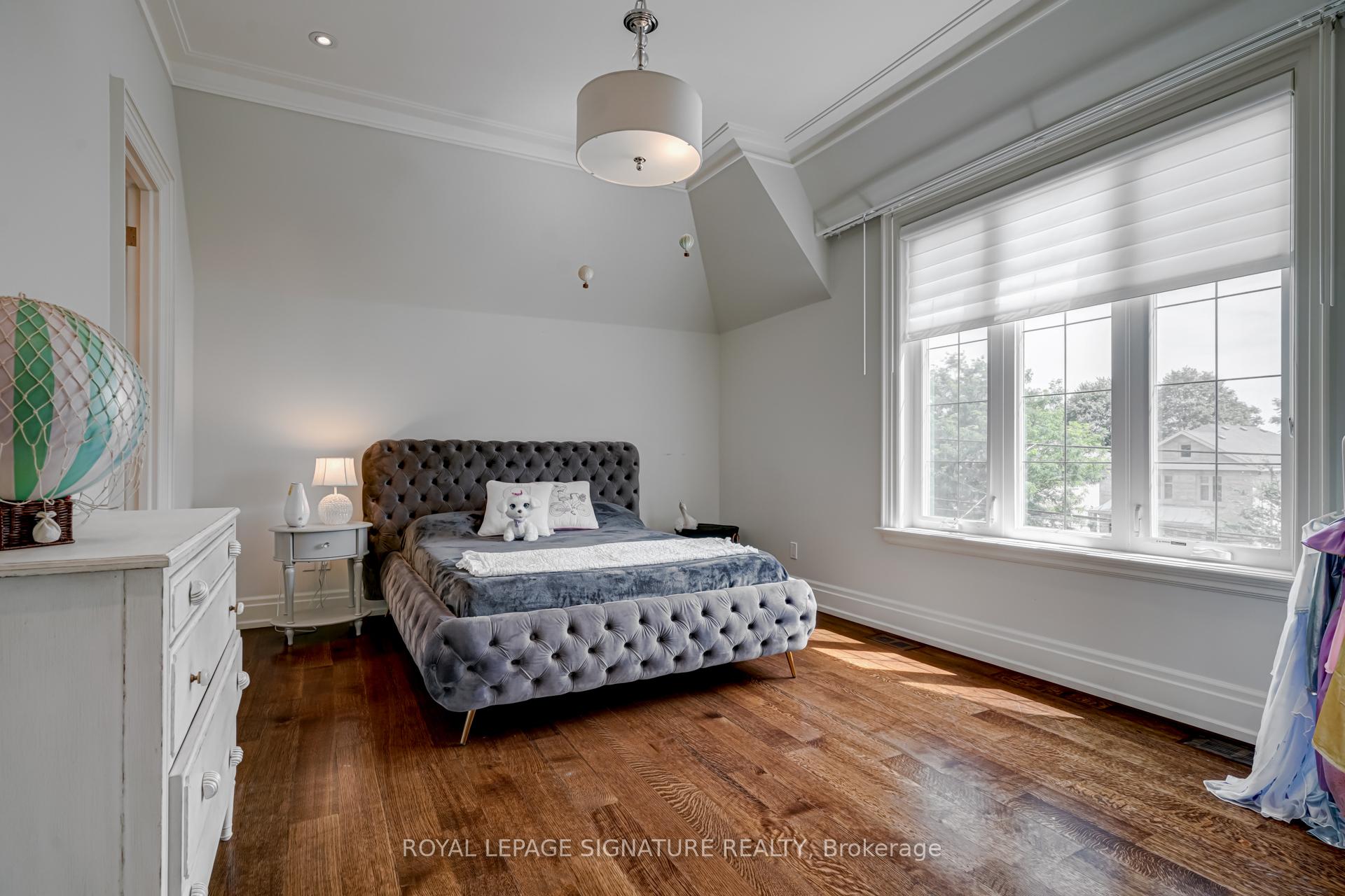 Photo 35 of 522 Melrose Avenue, Toronto, Bedford Park-Nortown — HOMEH