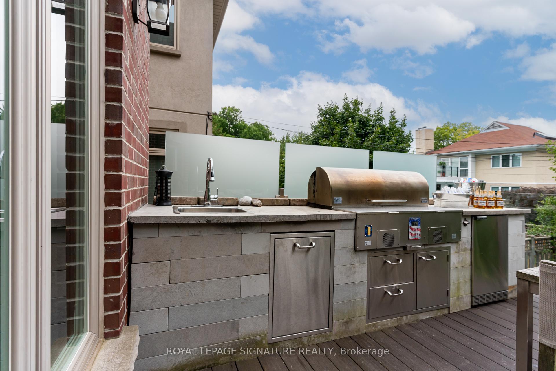 Photo 25 of 522 Melrose Avenue, Toronto, Bedford Park-Nortown — HOMEH