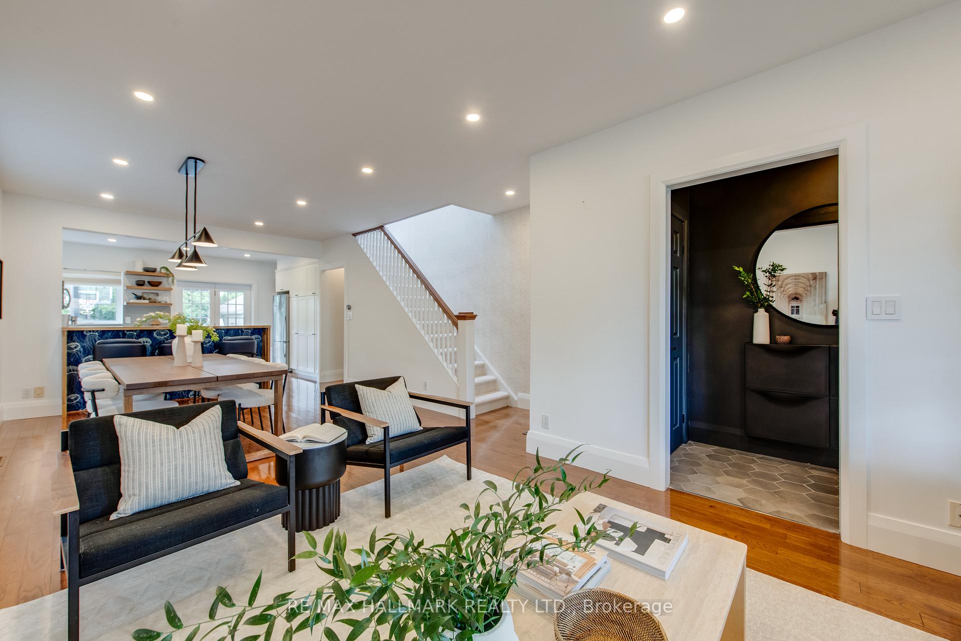Photo 4 of 93 Wolverleigh Boulevard, Toronto, Danforth — HOMEH