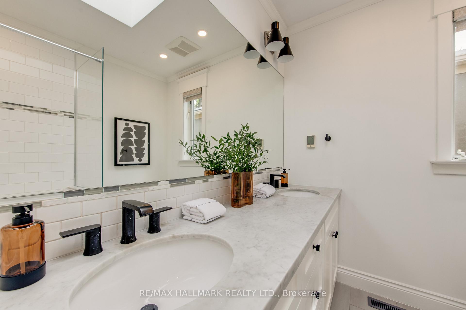 Photo 20 of 93 Wolverleigh Boulevard, Toronto, Danforth — HOMEH