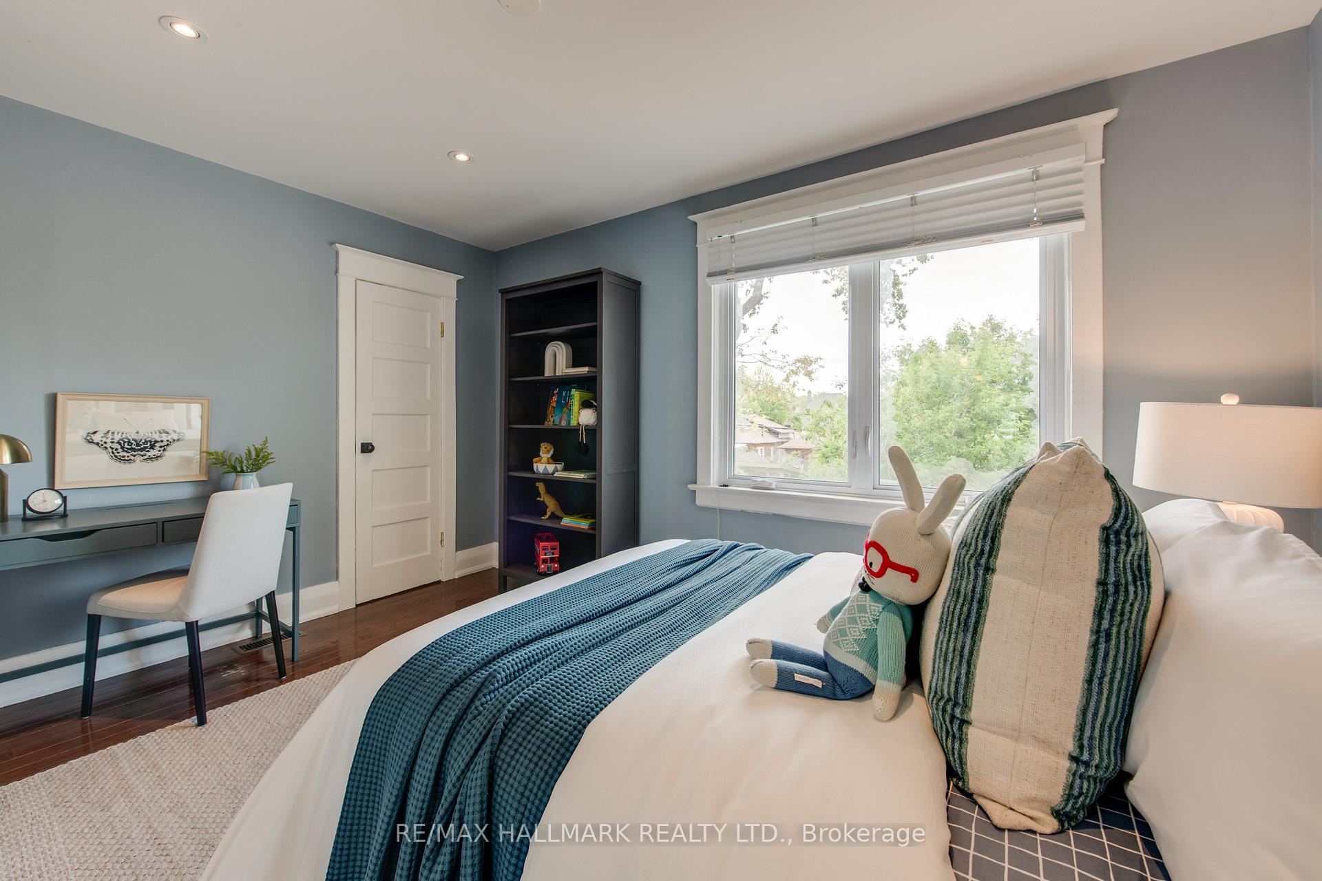 Photo 24 of 93 Wolverleigh Boulevard, Toronto, Danforth — HOMEH