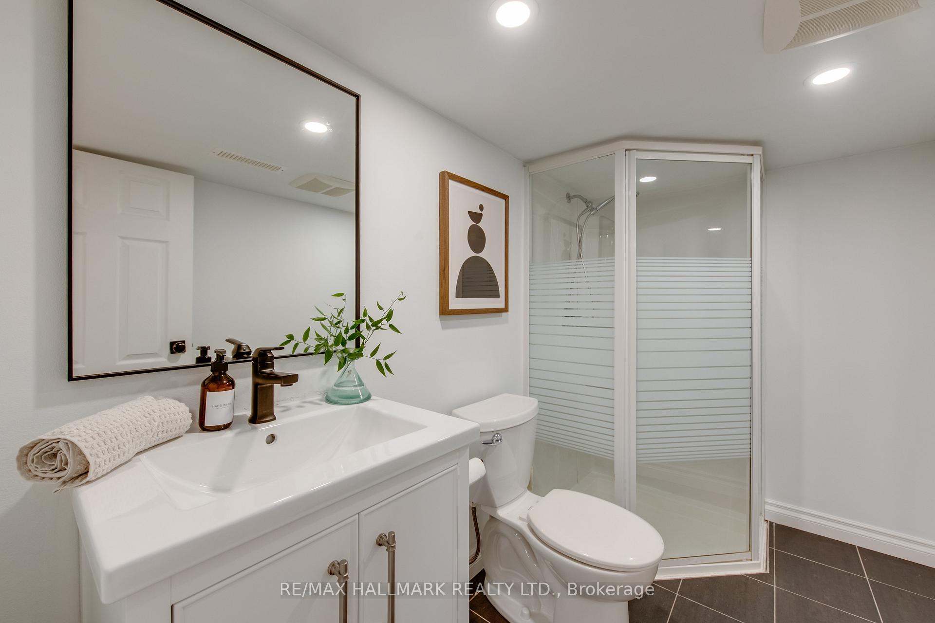 Photo 26 of 93 Wolverleigh Boulevard, Toronto, Danforth — HOMEH