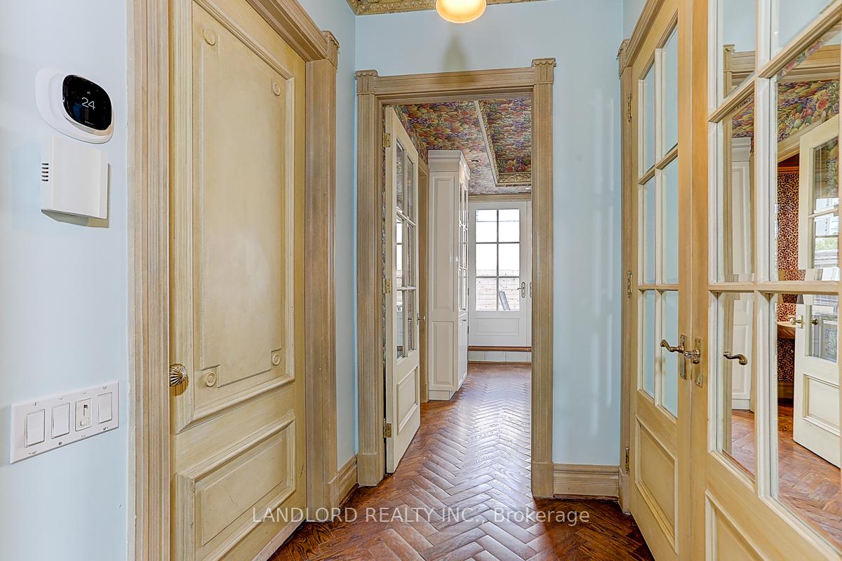 Photo 13 of Unit 2nd Fl, 108 Queen Street E, Toronto, Church-Yonge Corridor — HOMEH