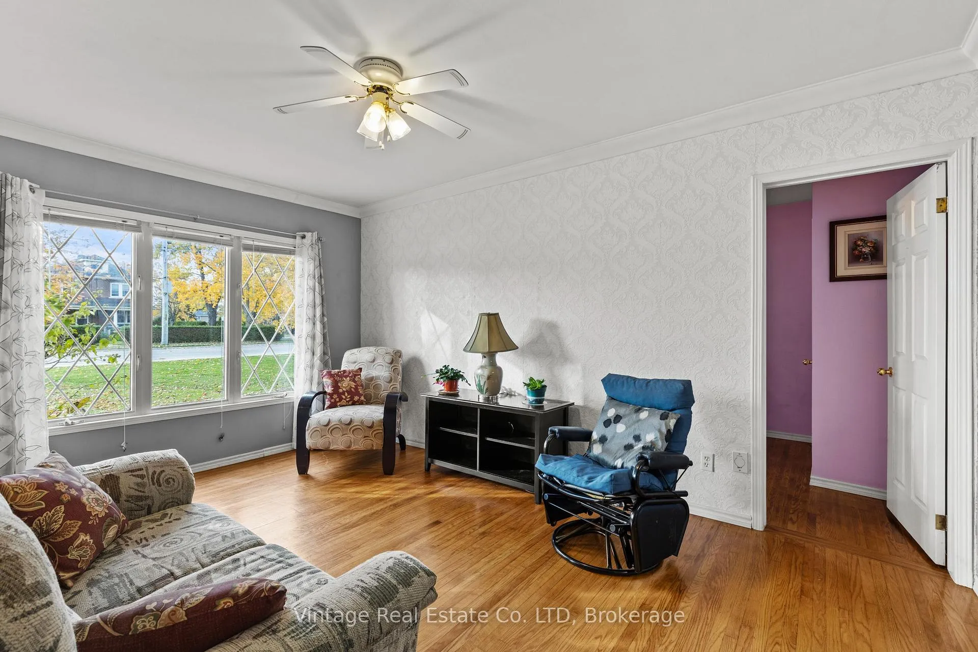 Photo 7 of 190 Thorold Road, Welland, N. Welland — HOMEH