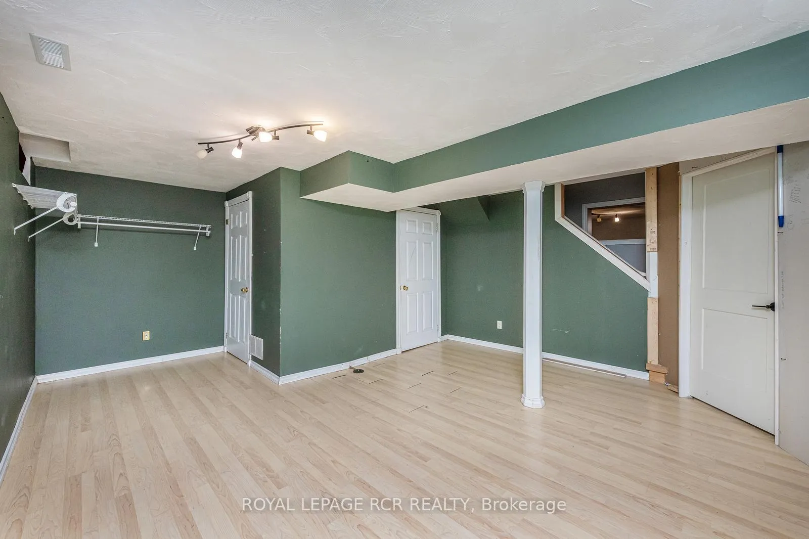 Photo 29 of 155 Patterson Road, Barrie, Ardagh — HOMEH