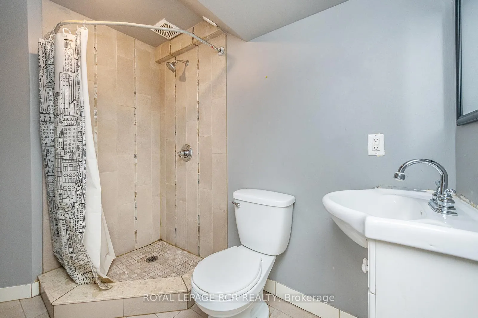 Photo 32 of 155 Patterson Road, Barrie, Ardagh — HOMEH