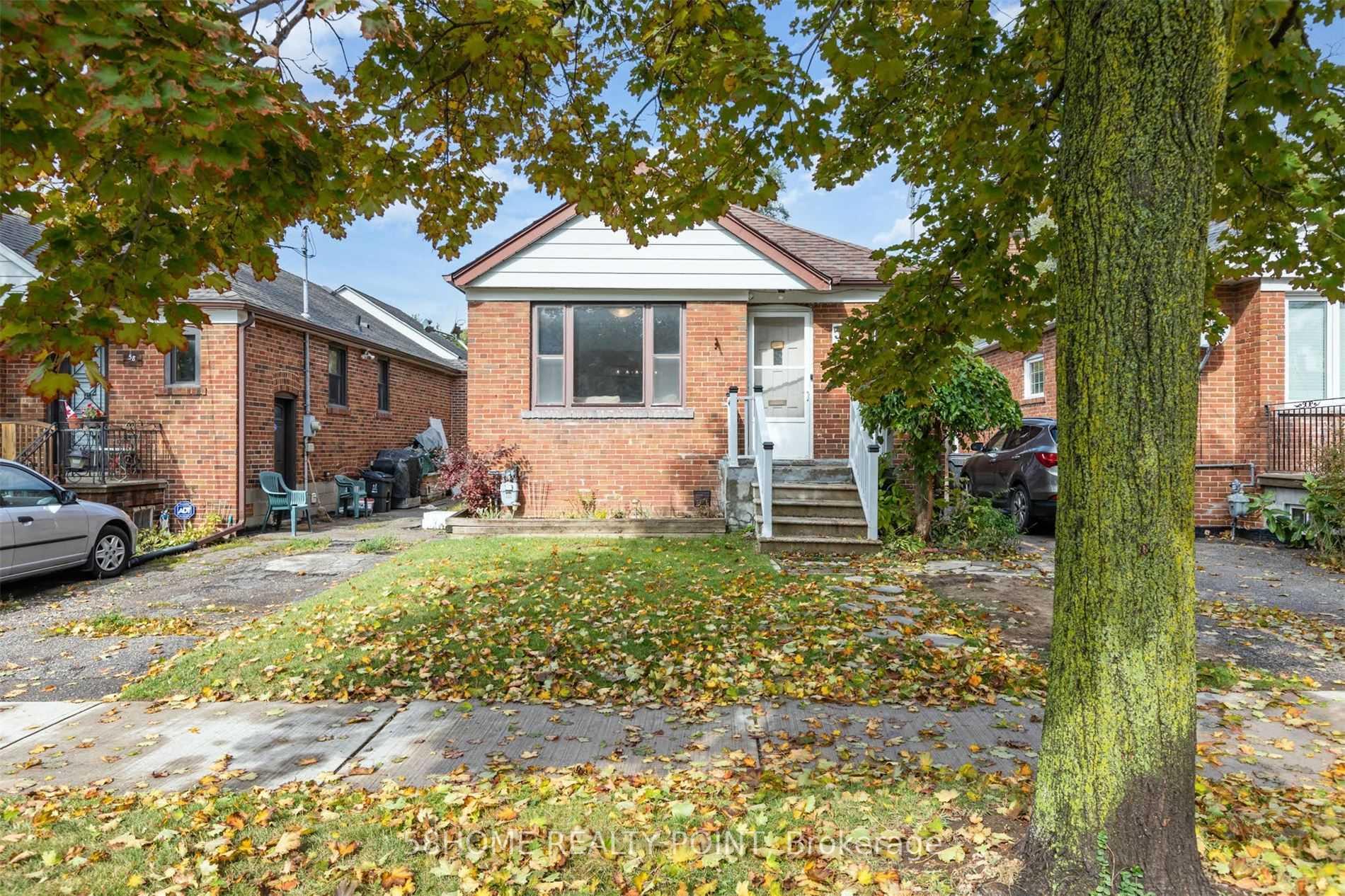 Front of Unit Main, 56 Regina Avenue