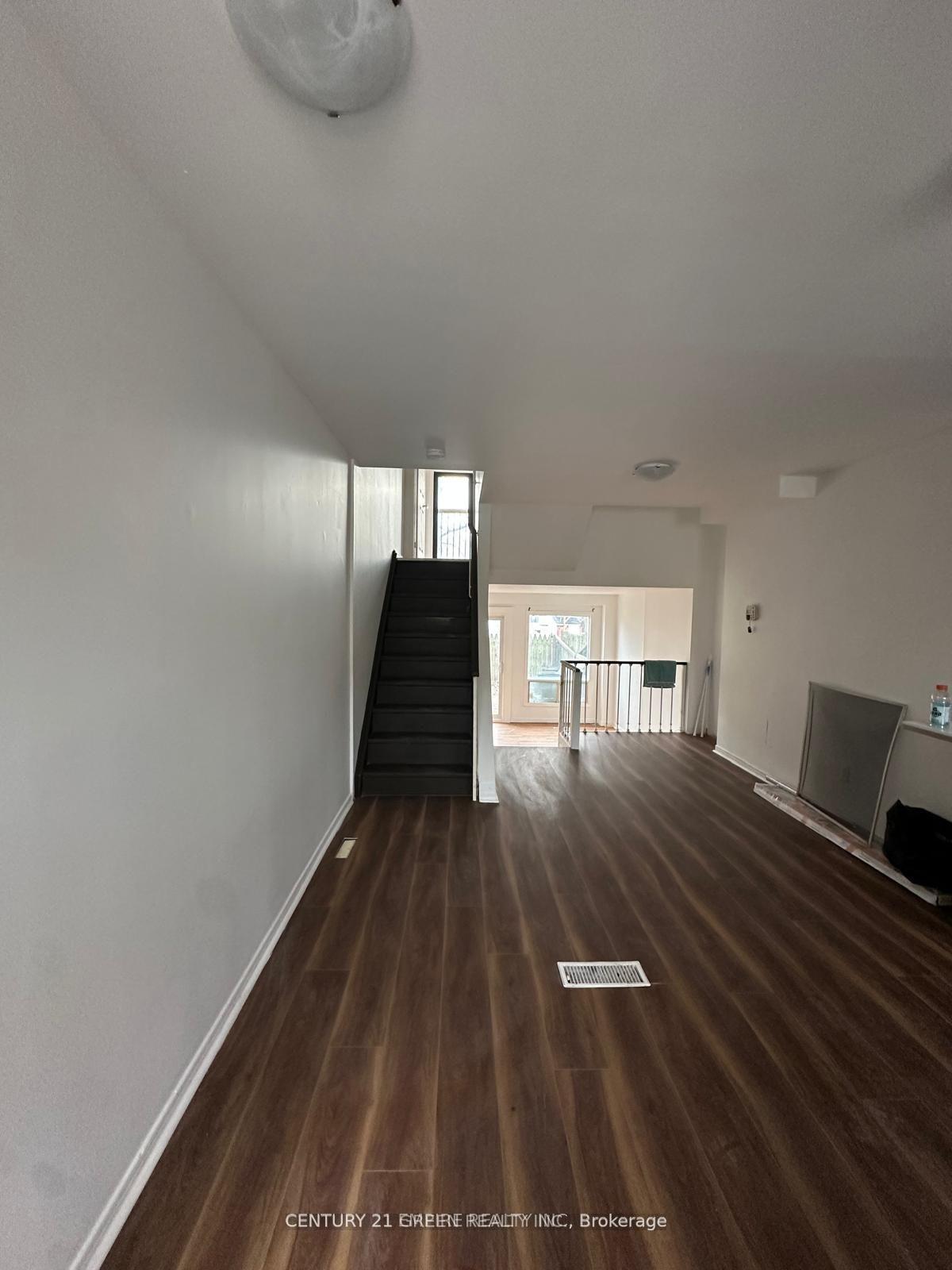 Photo 2 of Unit 5, 66 Boultbee Avenue, Toronto, Blake-Jones — HOMEH