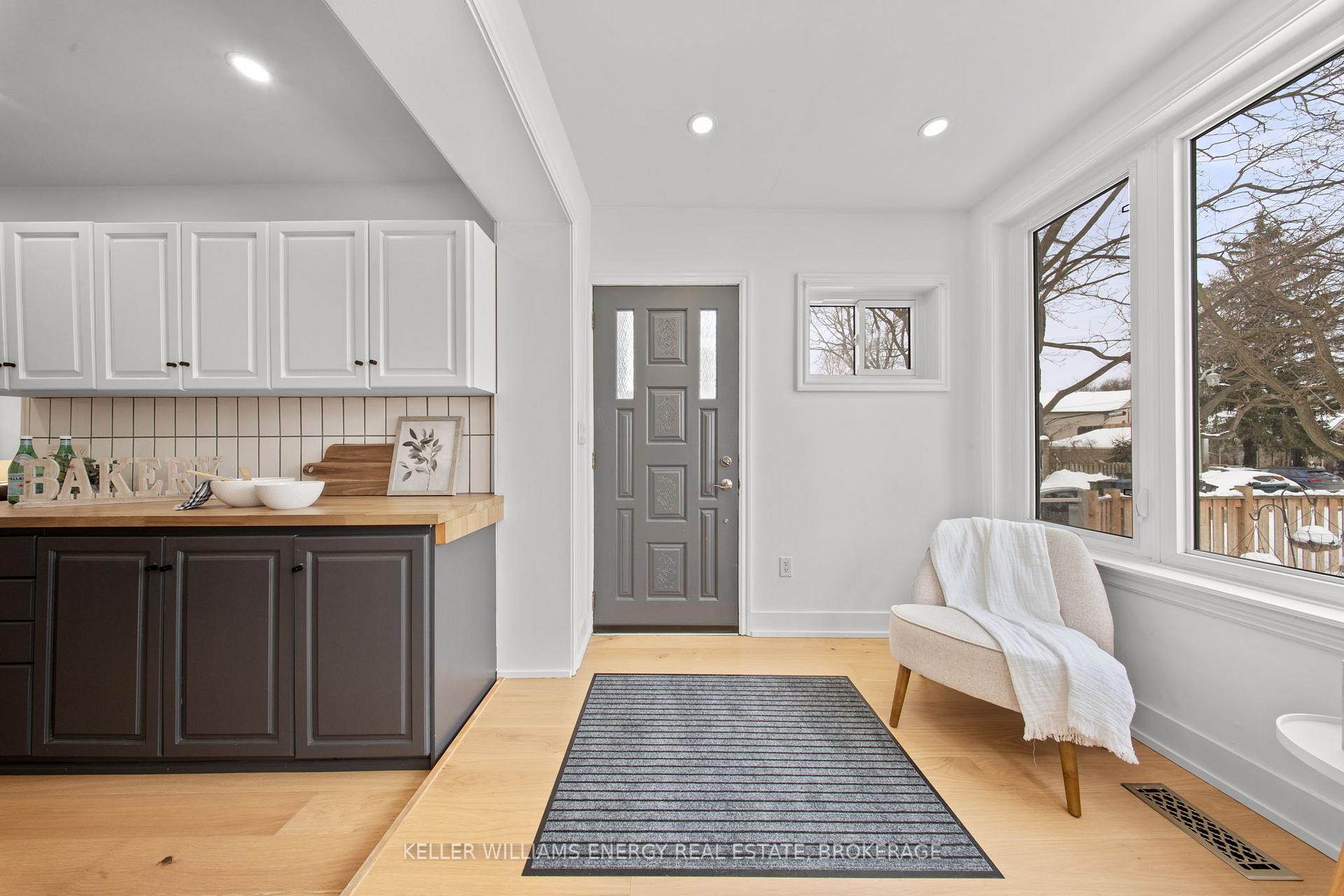 Photo 5 of 63 Marlee Avenue, Toronto, Forest Hill North — HOMEH