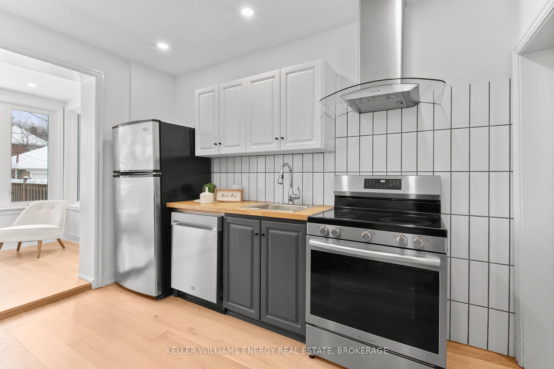 Photo 11 of 63 Marlee Avenue, Toronto, Forest Hill North — HOMEH
