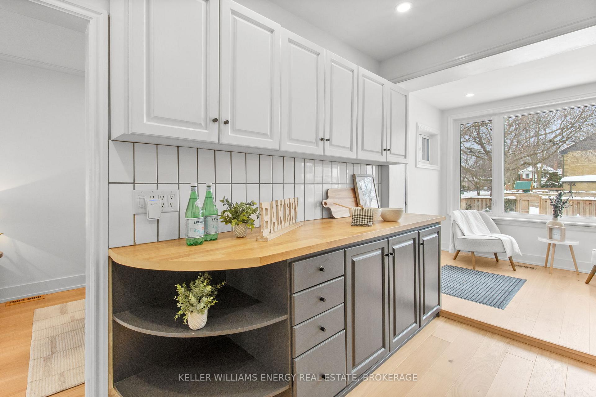 Photo 13 of 63 Marlee Avenue, Toronto, Forest Hill North — HOMEH