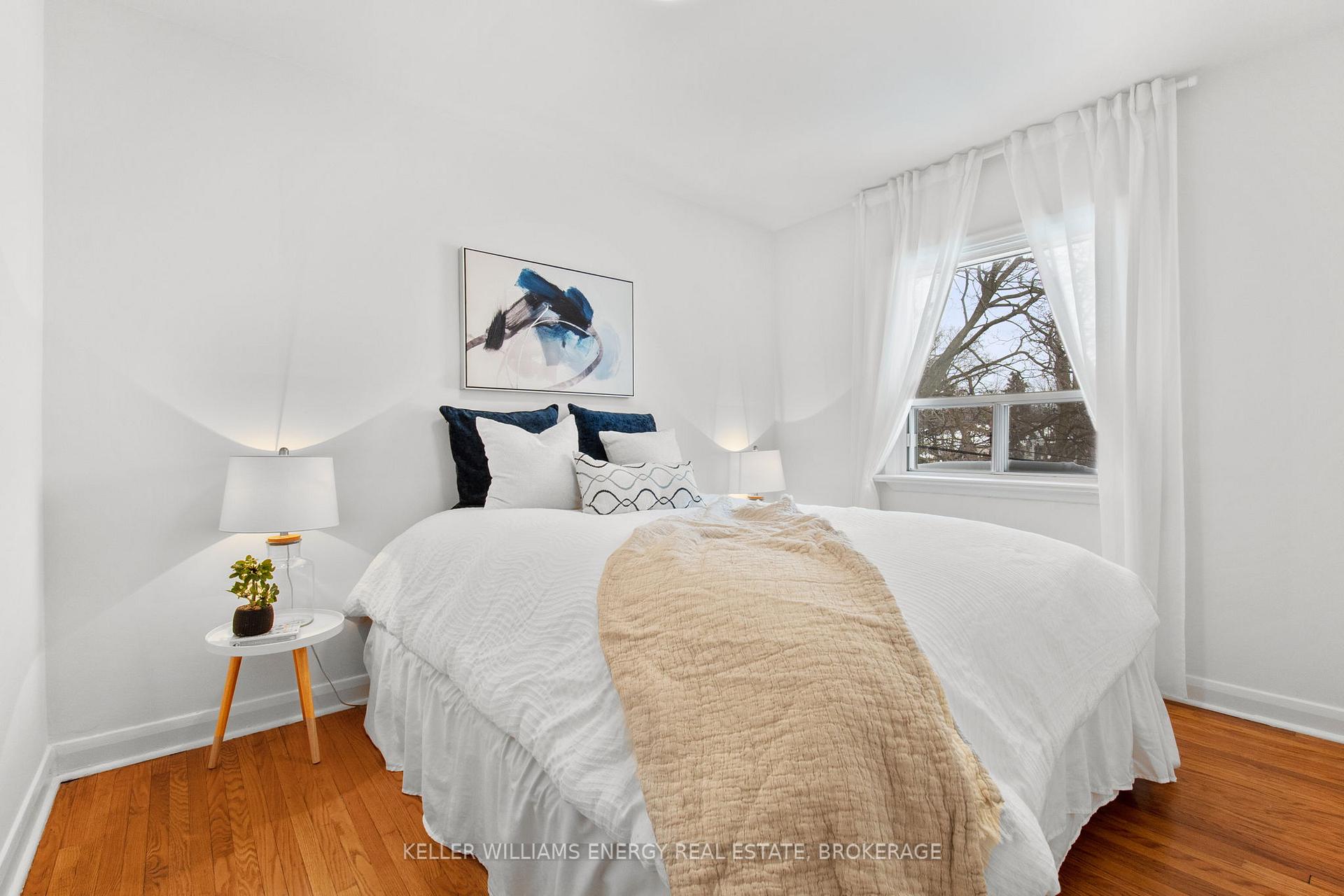Photo 21 of 63 Marlee Avenue, Toronto, Forest Hill North — HOMEH