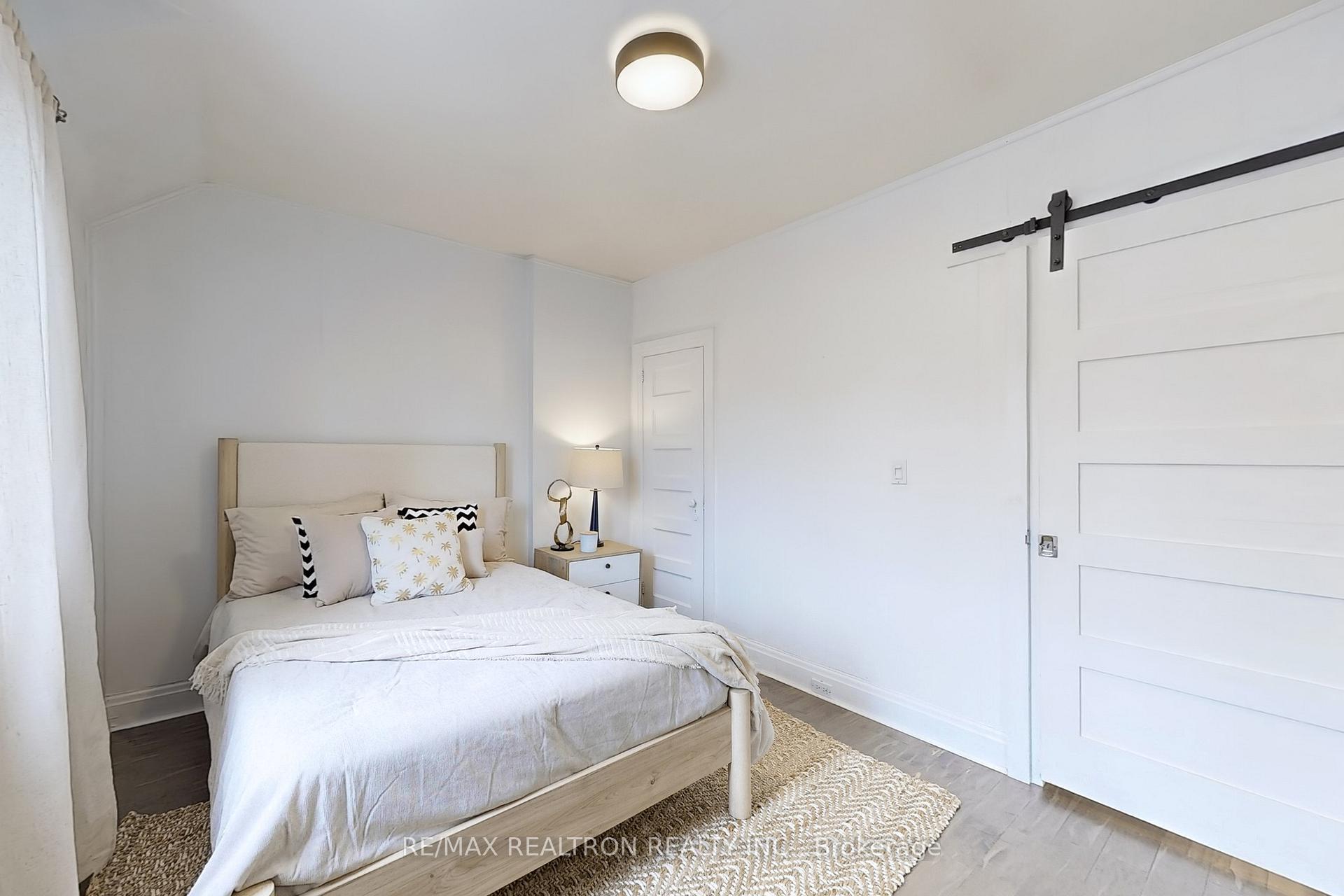 Photo 15 of 1578 Dundas Street E, Toronto, South Riverdale — HOMEH