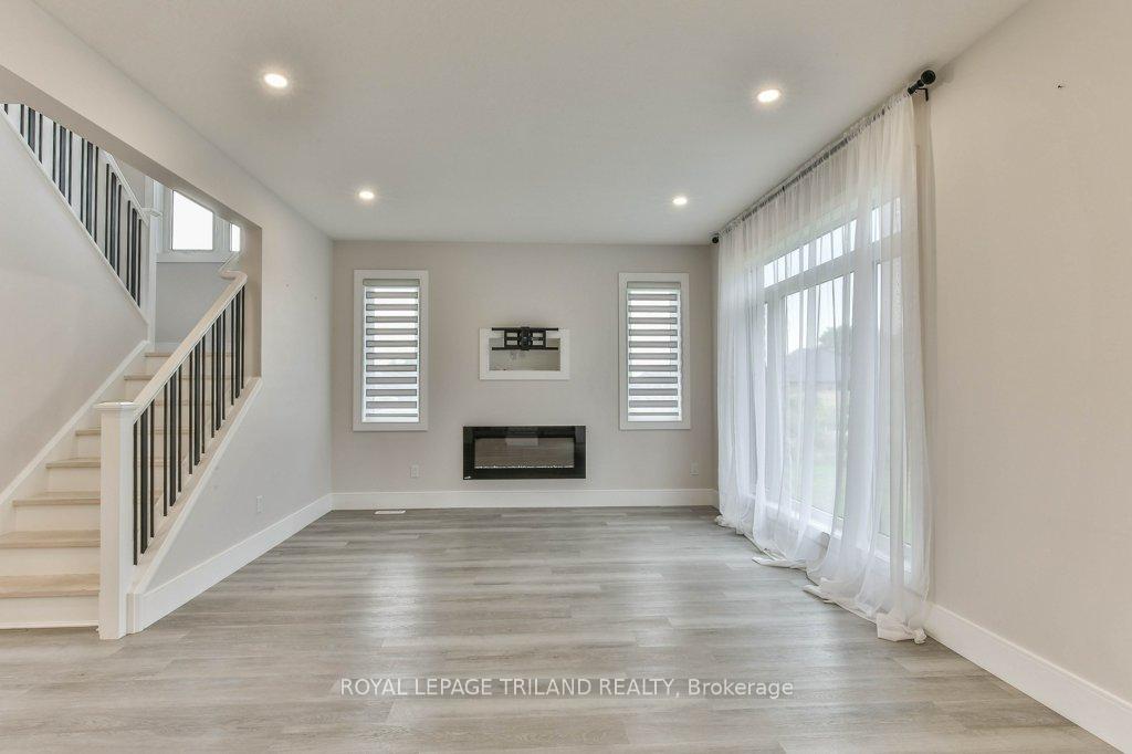 Photo 8 of 51 Elliott Street, Strathroy-Caradoc, SE — HOMEH