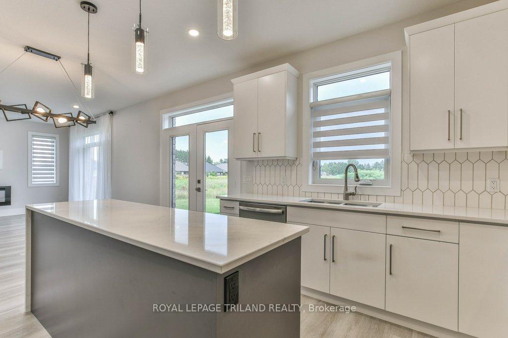 Photo 15 of 51 Elliott Street, Strathroy-Caradoc, SE — HOMEH