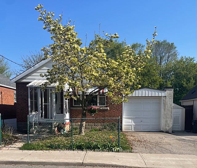 Photo 1 of 27 Adair Road, Toronto, O'Connor-Parkview — HOMEH