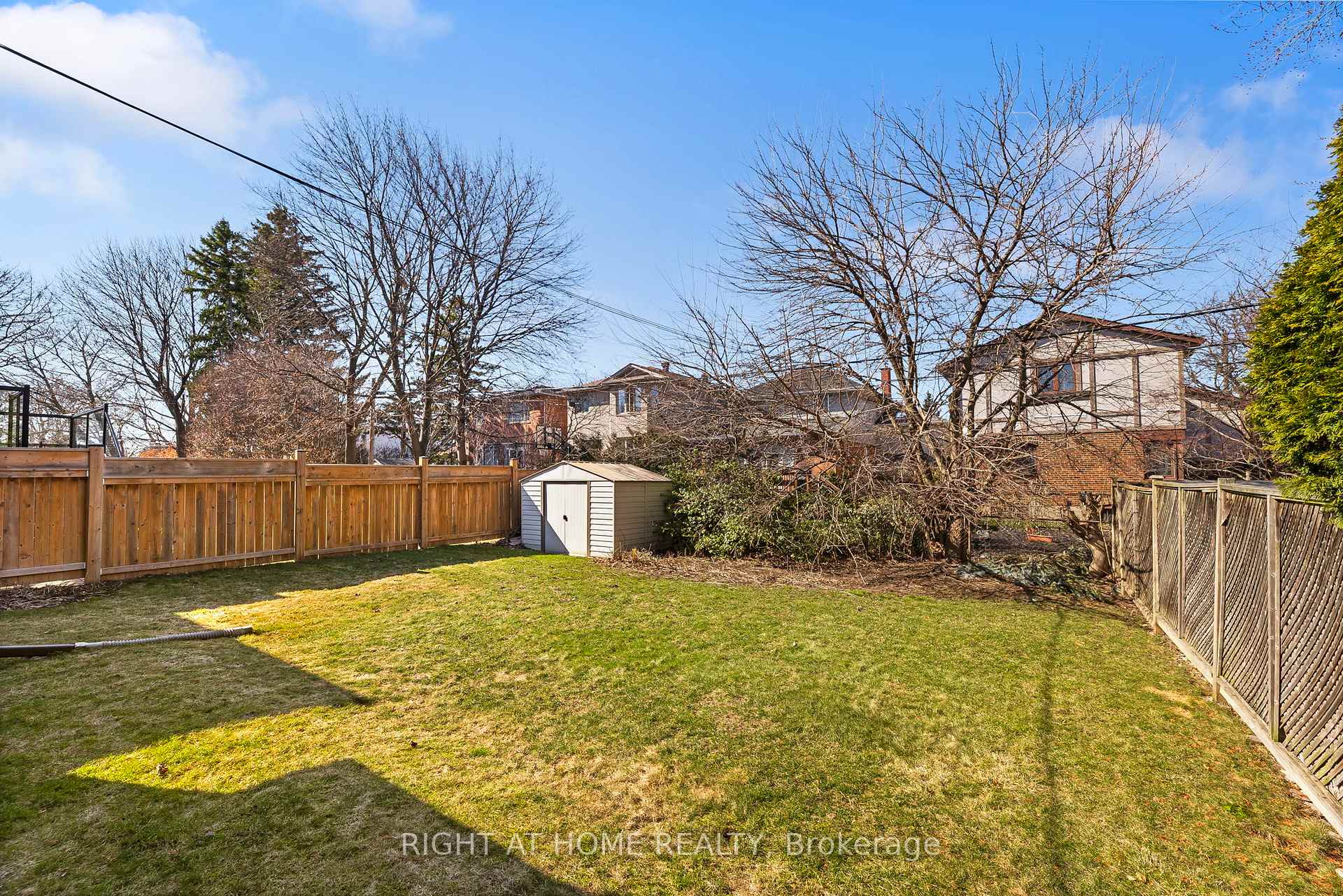 Photo 8 of 250 Joicey Boulevard, Toronto, Bedford Park-Nortown — HOMEH