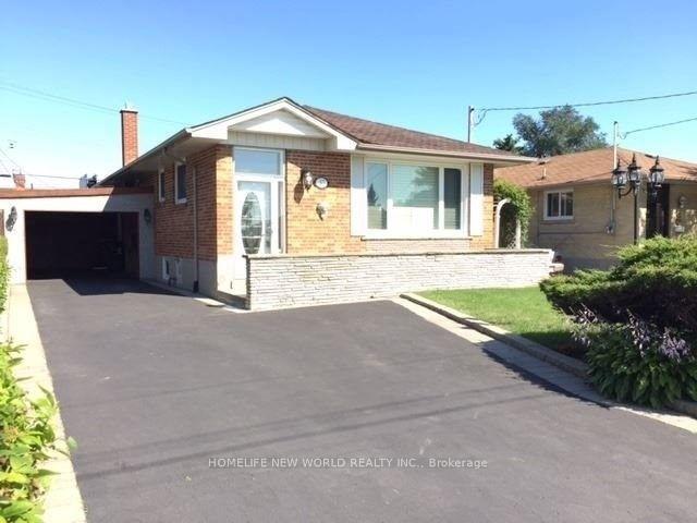 Front of Unit Bsmt, 37 Budea Crescent