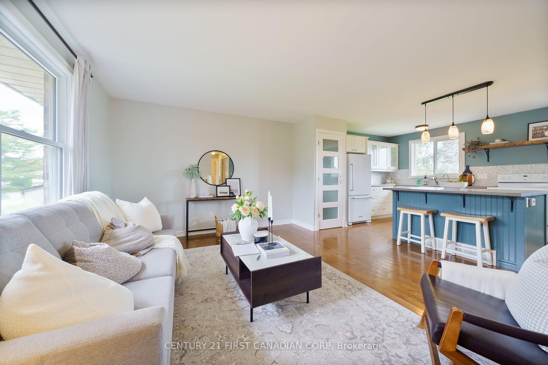 Photo 7 of 2268 Bentim Road, Strathroy-Caradoc, Mount Brydges — HOMEH