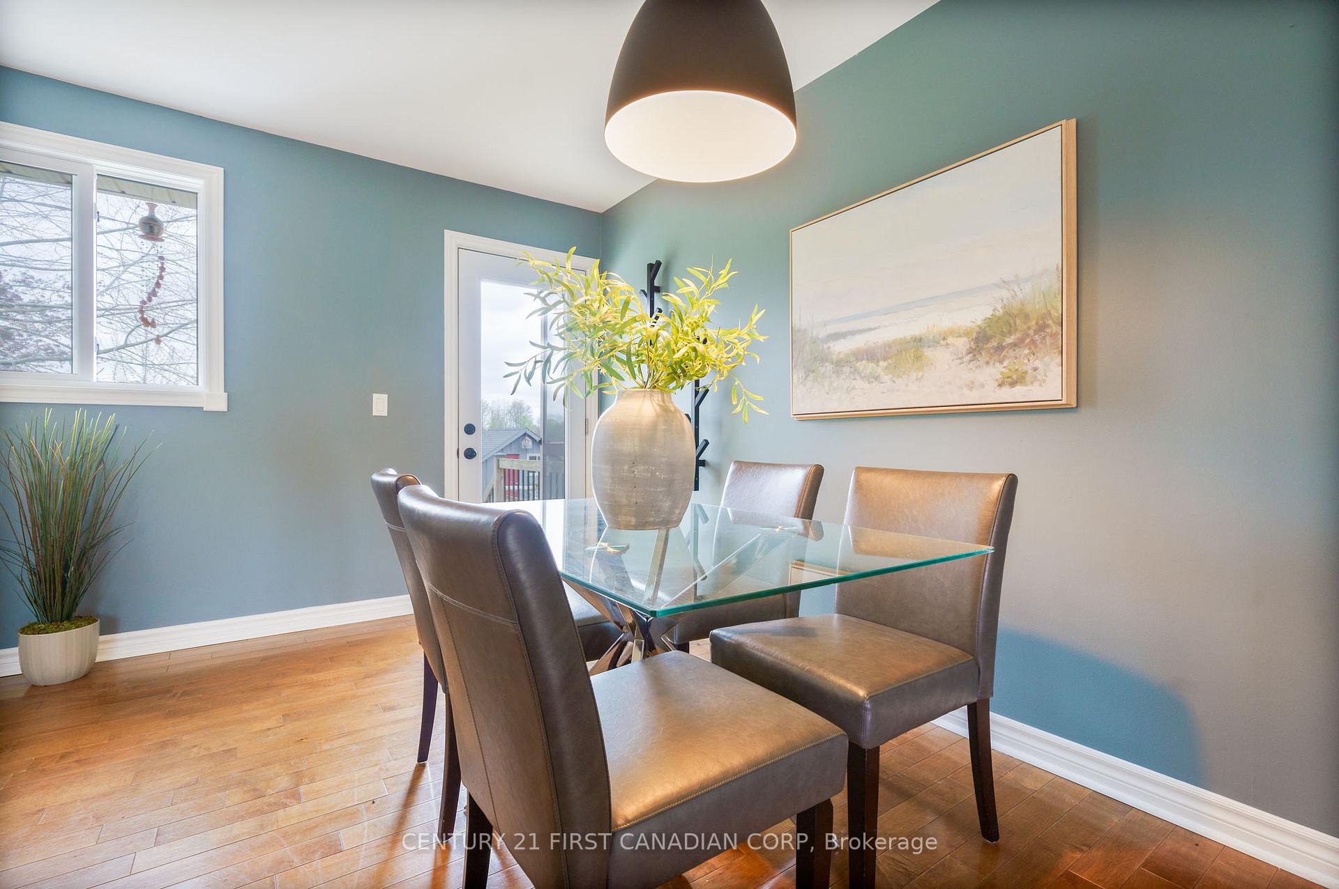 Photo 11 of 2268 Bentim Road, Strathroy-Caradoc, Mount Brydges — HOMEH