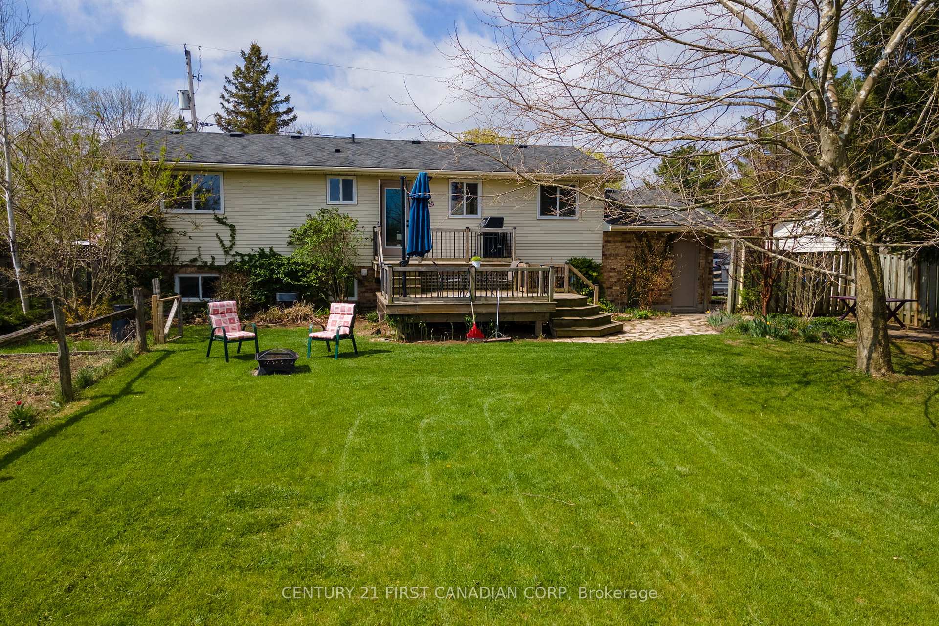 Photo 25 of 2268 Bentim Road, Strathroy-Caradoc, Mount Brydges — HOMEH