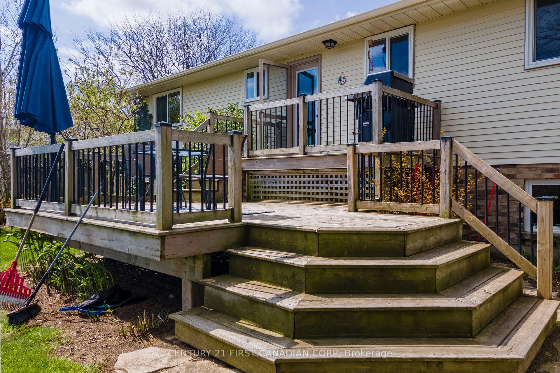 Photo 26 of 2268 Bentim Road, Strathroy-Caradoc, Mount Brydges — HOMEH