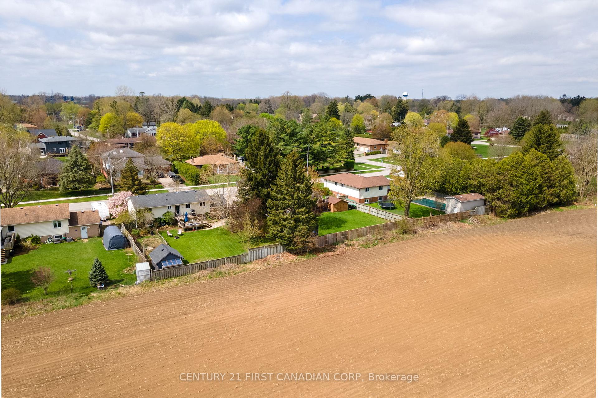 Photo 36 of 2268 Bentim Road, Strathroy-Caradoc, Mount Brydges — HOMEH