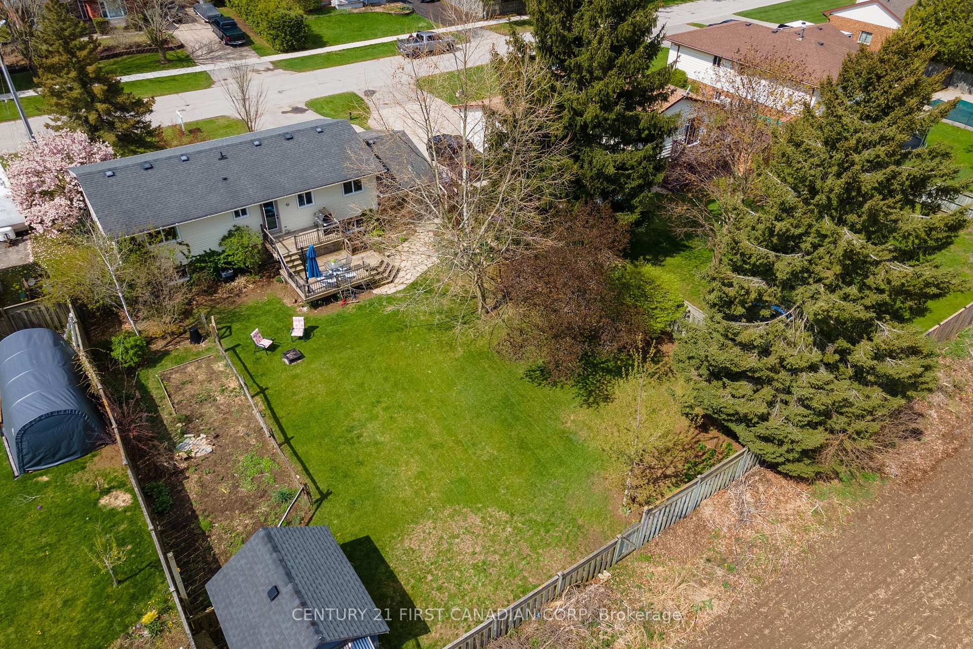 Photo 37 of 2268 Bentim Road, Strathroy-Caradoc, Mount Brydges — HOMEH