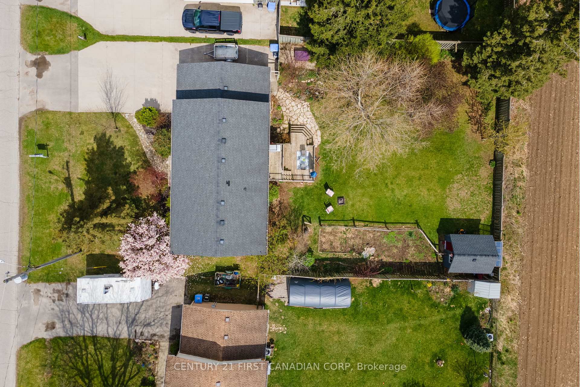 Photo 38 of 2268 Bentim Road, Strathroy-Caradoc, Mount Brydges — HOMEH