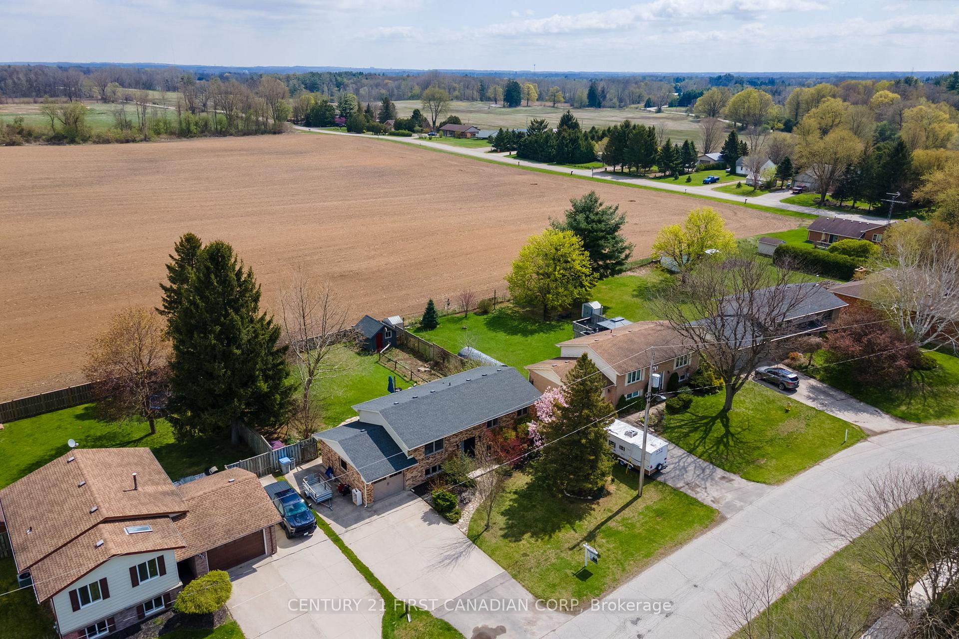 Photo 39 of 2268 Bentim Road, Strathroy-Caradoc, Mount Brydges — HOMEH