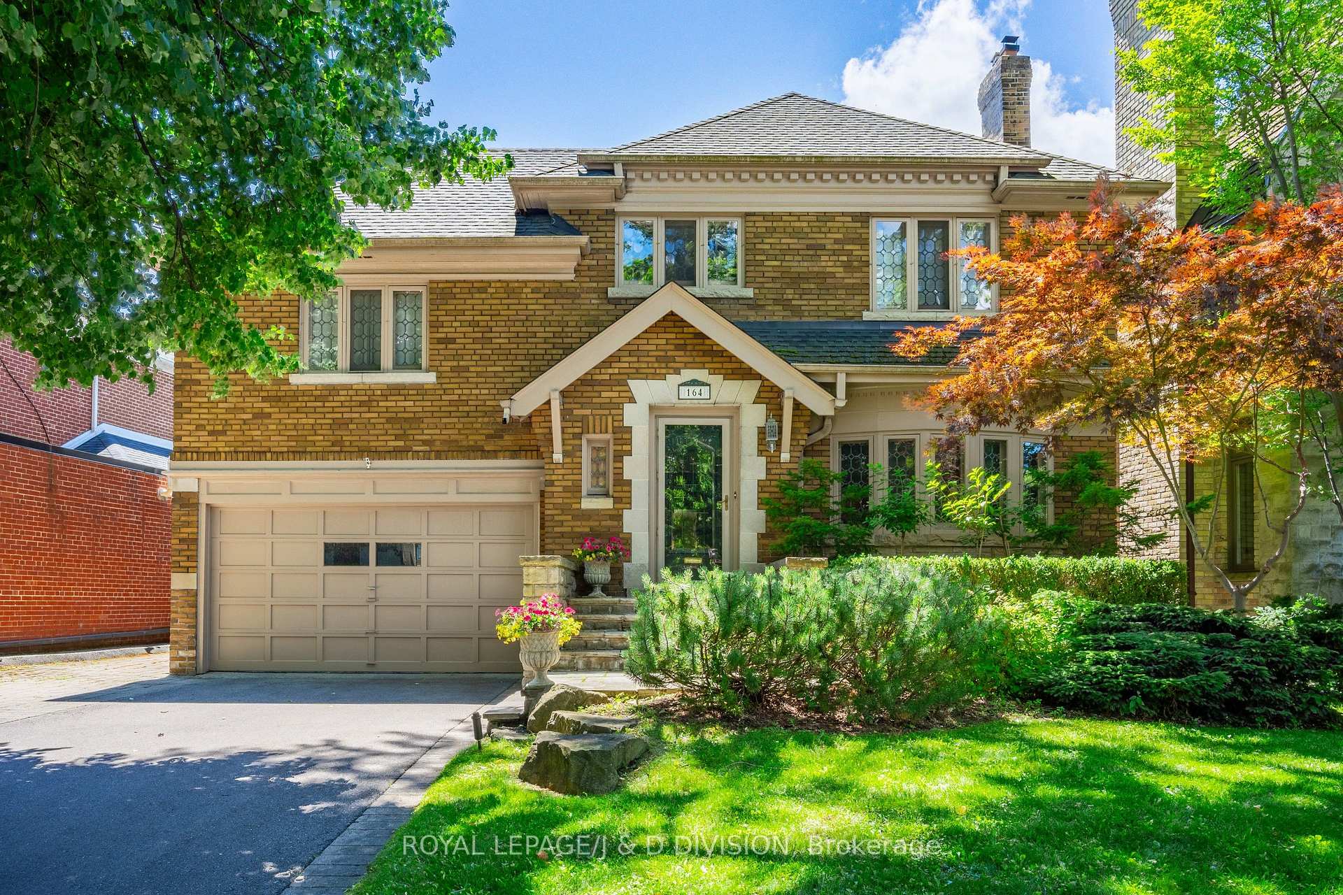 Photo 1 of 164 Dinnick Crescent, Toronto, Lawrence Park South — HOMEH