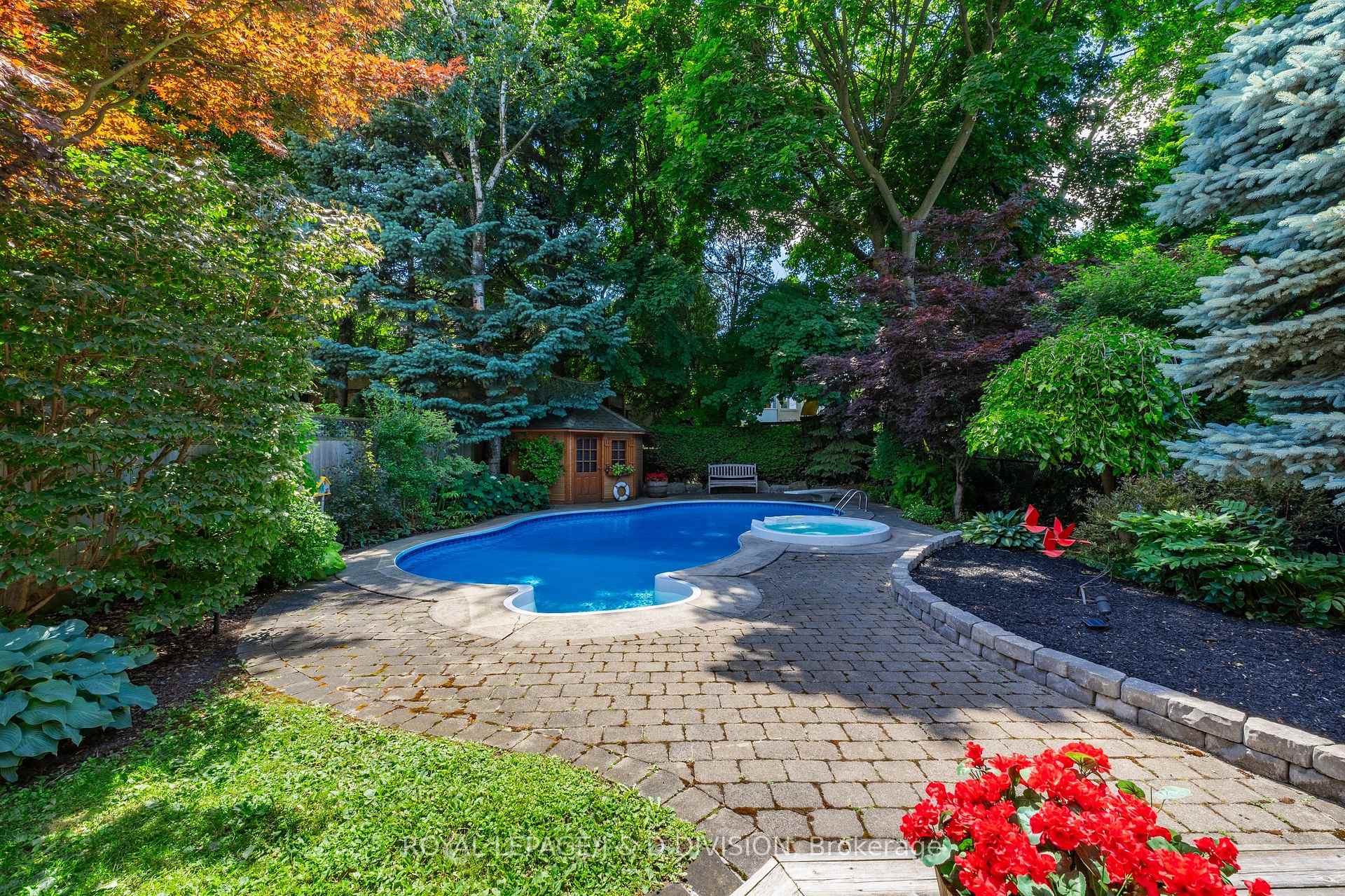 Photo 5 of 164 Dinnick Crescent, Toronto, Lawrence Park South — HOMEH