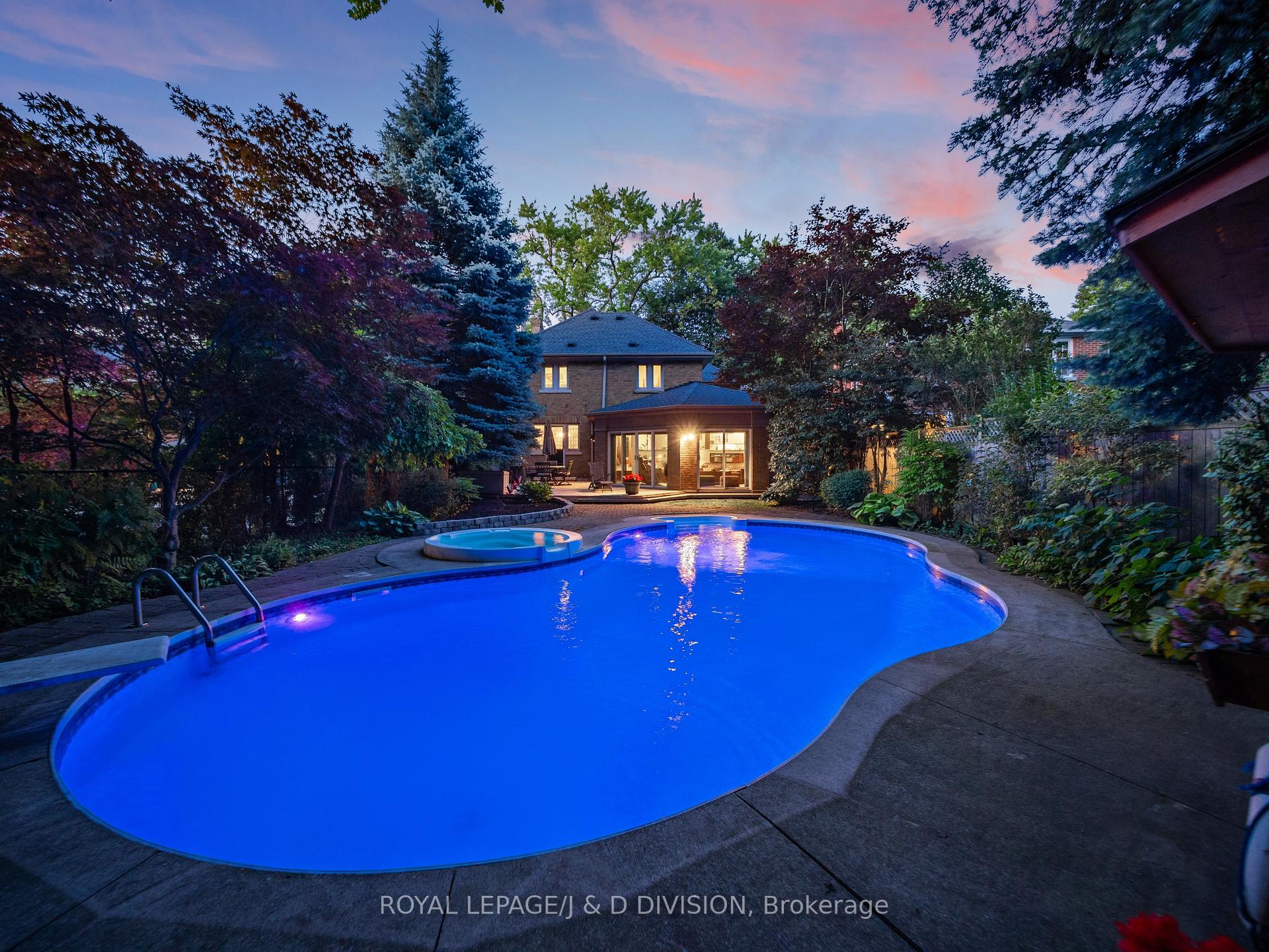 Photo 7 of 164 Dinnick Crescent, Toronto, Lawrence Park South — HOMEH