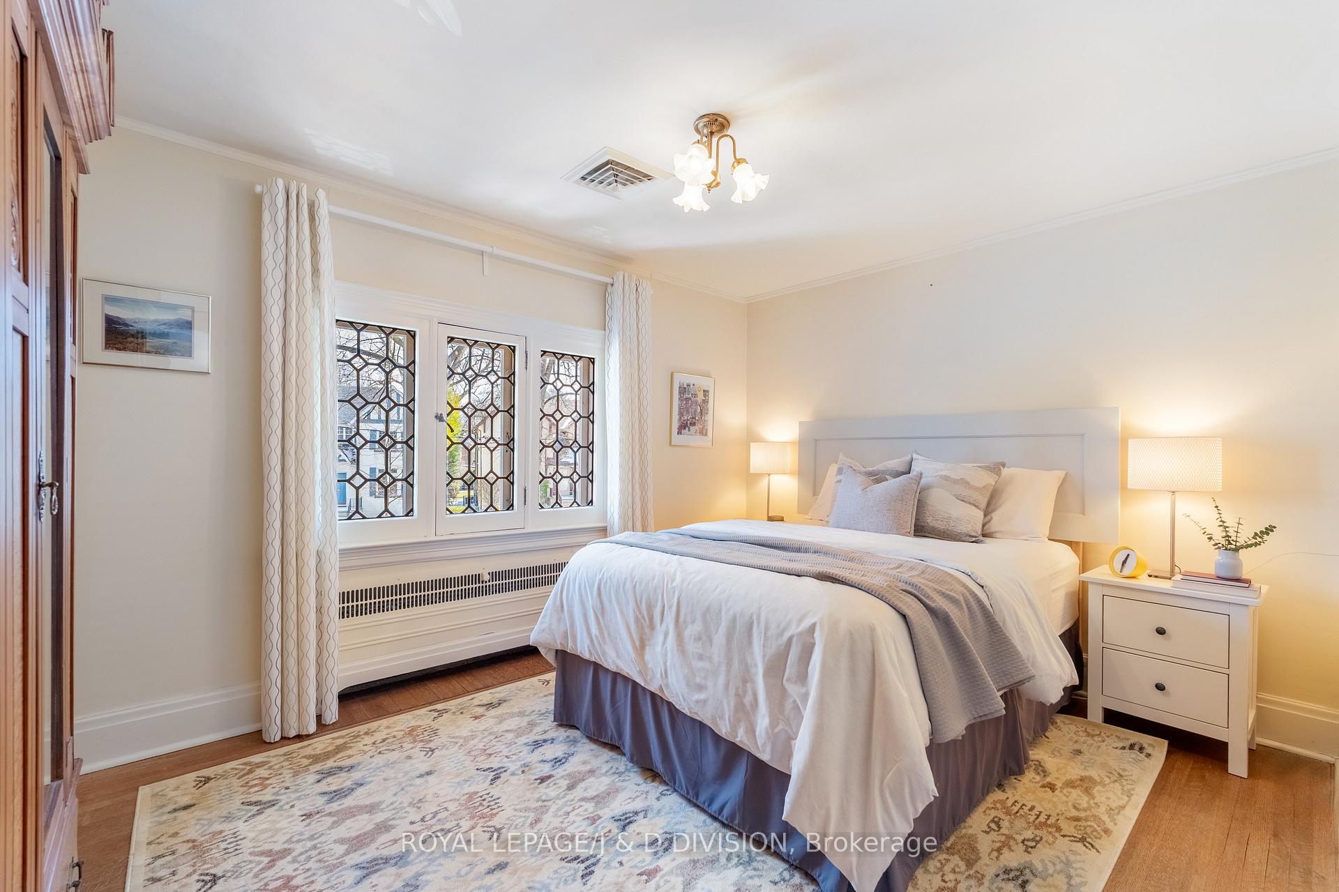 Photo 29 of 164 Dinnick Crescent, Toronto, Lawrence Park South — HOMEH