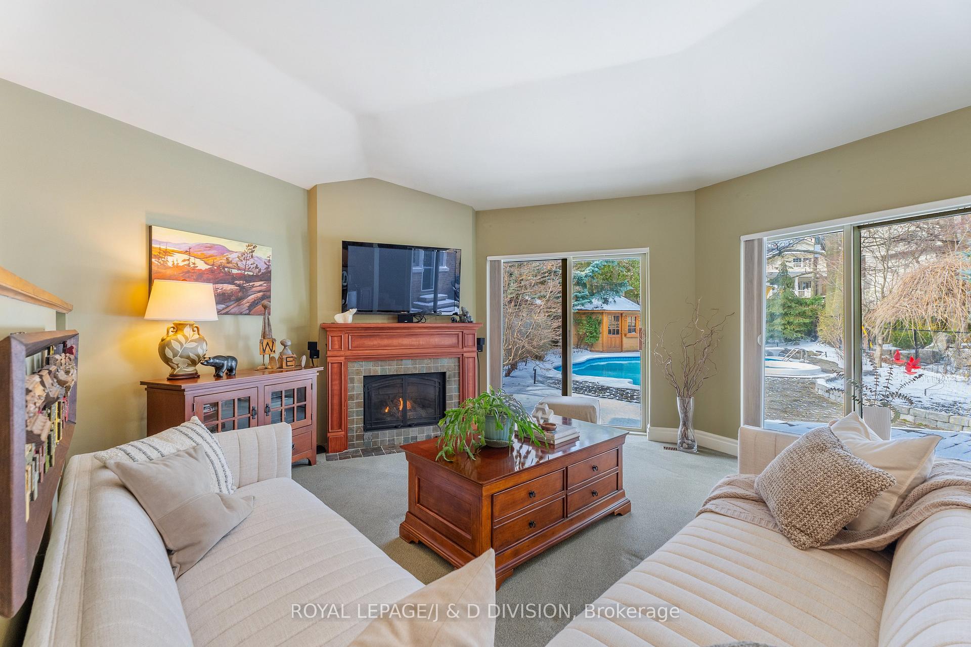Photo 37 of 164 Dinnick Crescent, Toronto, Lawrence Park South — HOMEH