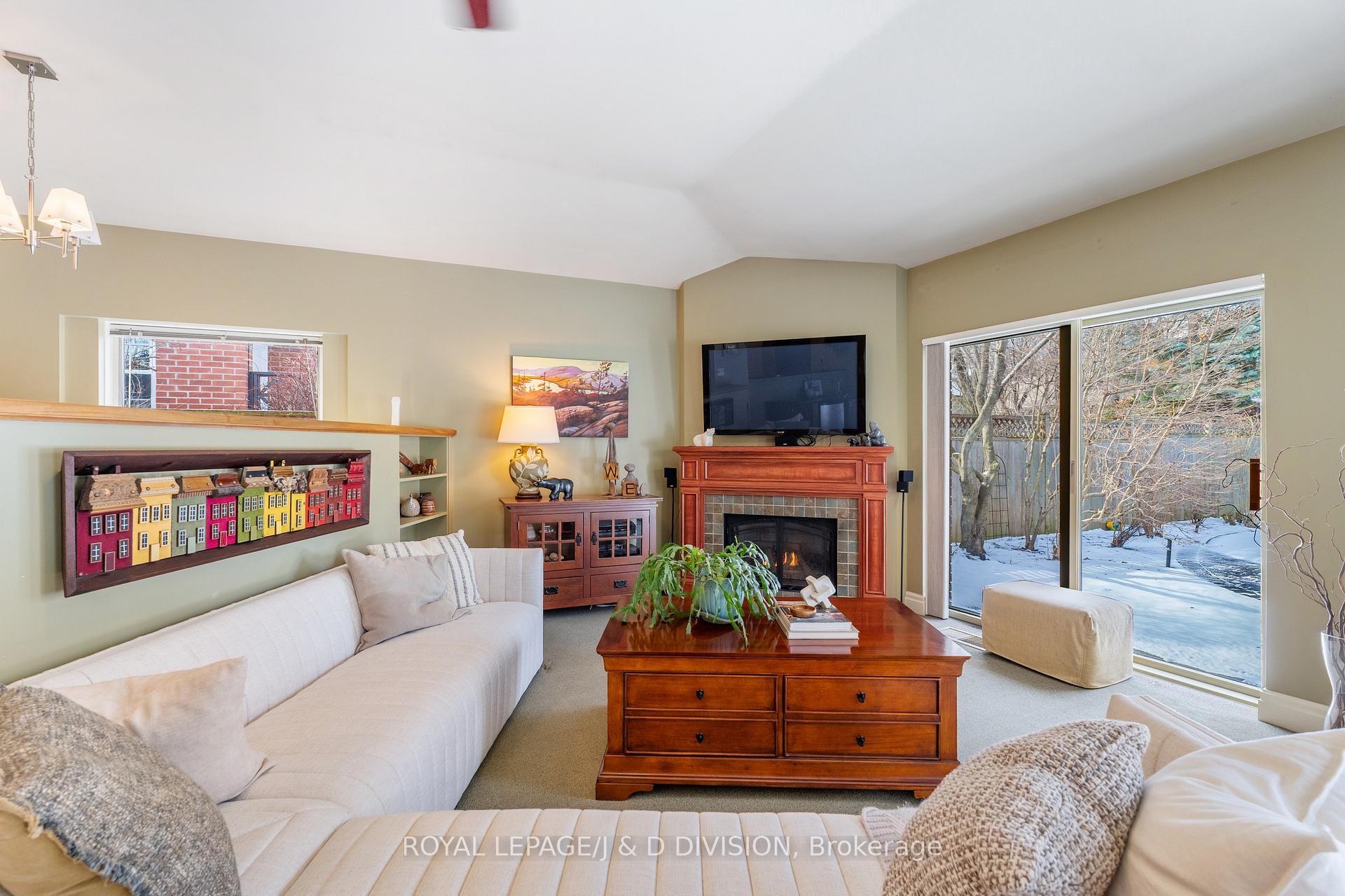 Photo 38 of 164 Dinnick Crescent, Toronto, Lawrence Park South — HOMEH