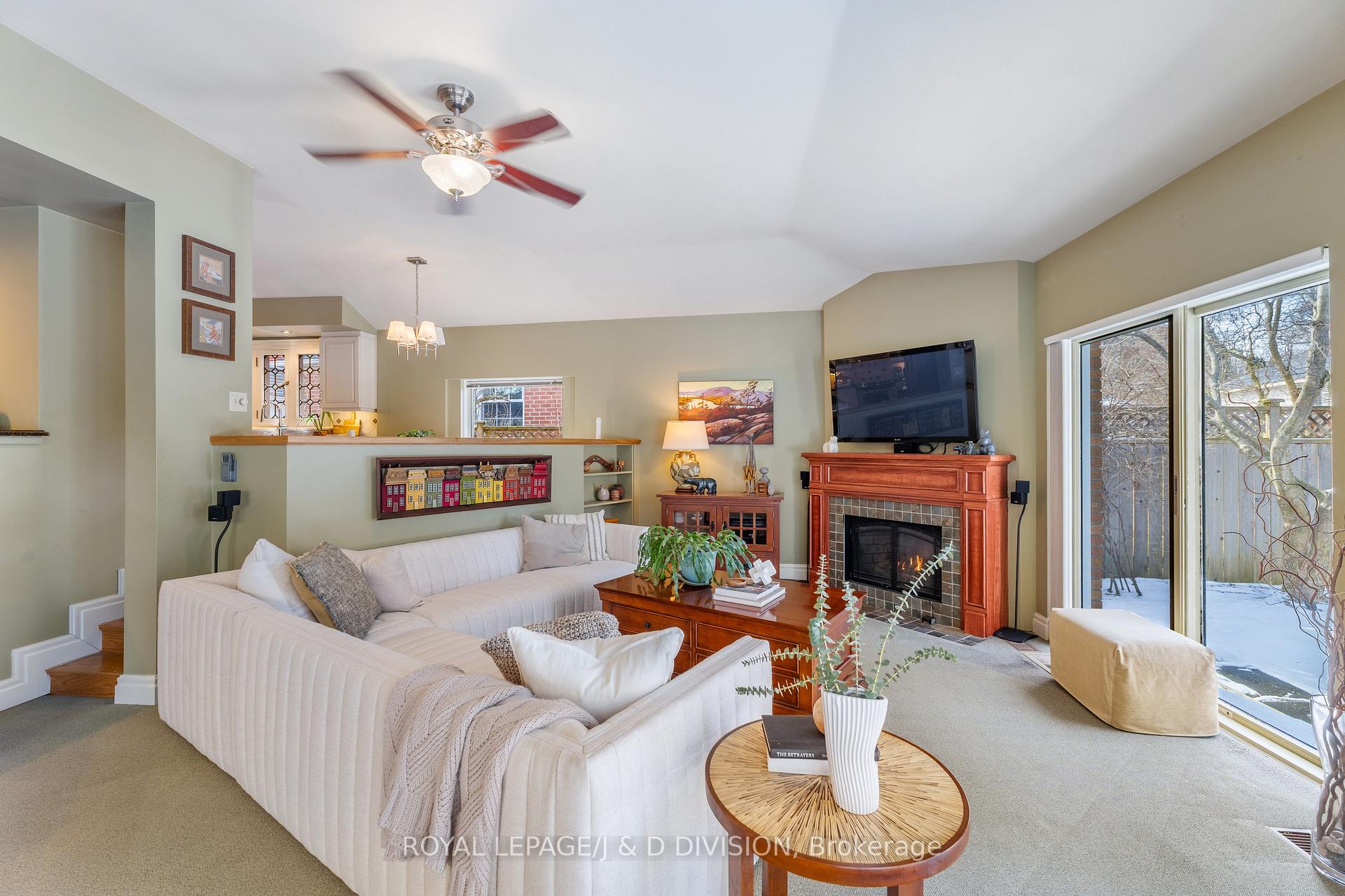 Photo 39 of 164 Dinnick Crescent, Toronto, Lawrence Park South — HOMEH